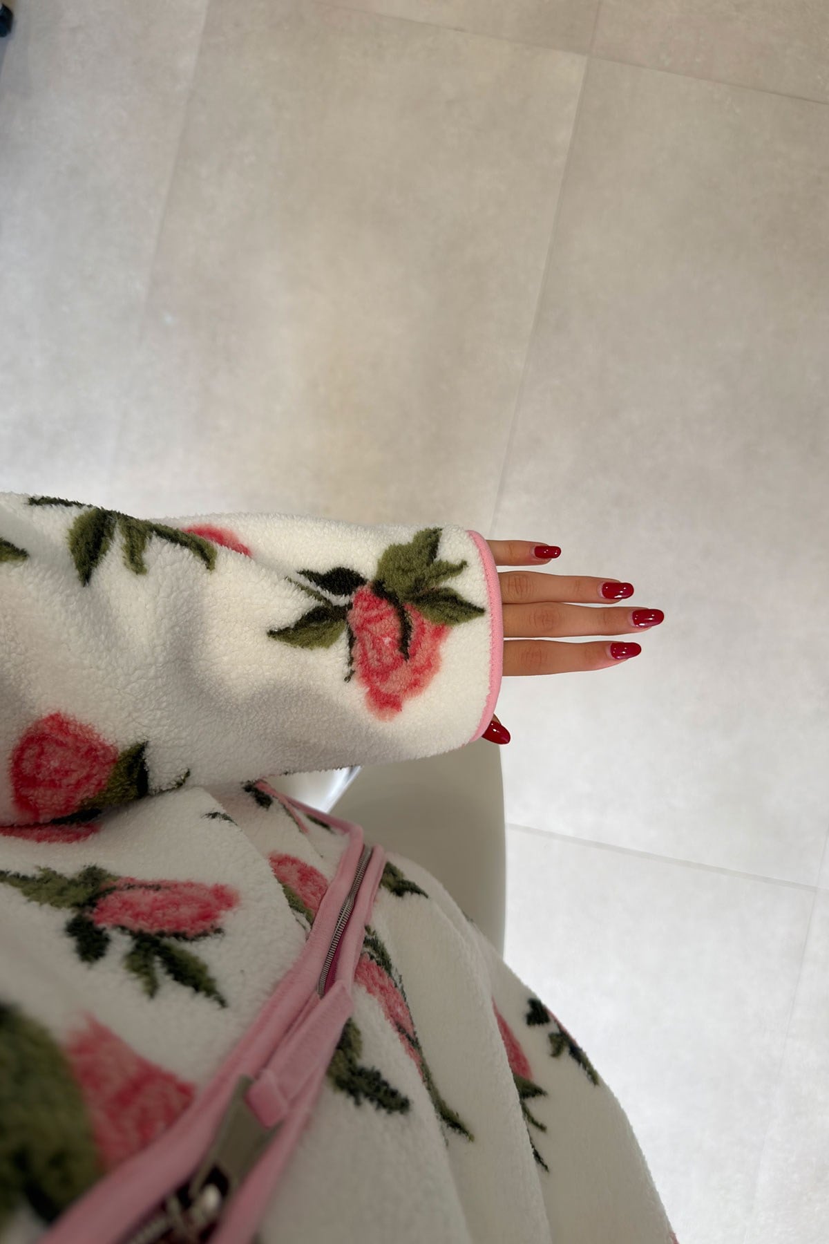 PREMİUM ÇİÇEK DESENLİ FERMUARLI POLAR HIRKA- PEMBE