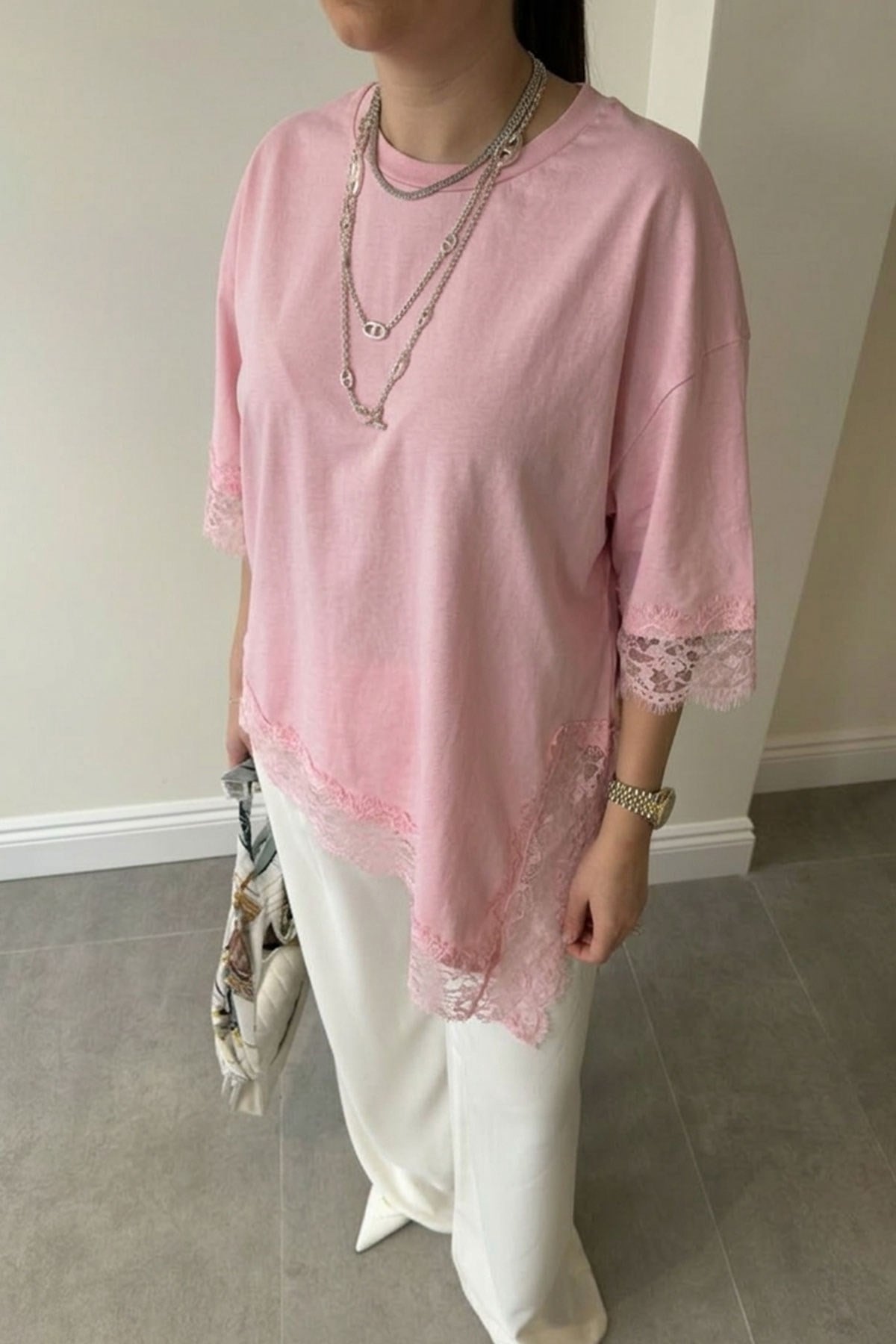 Premium Dantelli Bisiklet Yaka Bluz- PEMBE