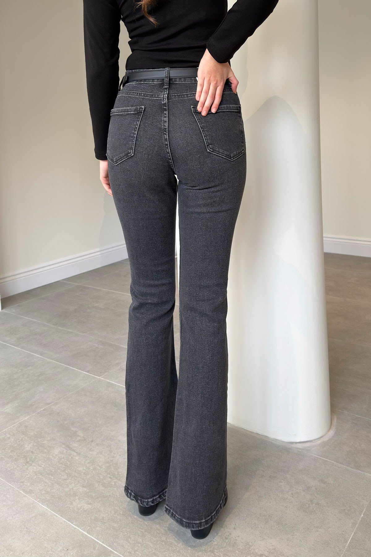 Premium İspanyol Paça Jean- FÜME