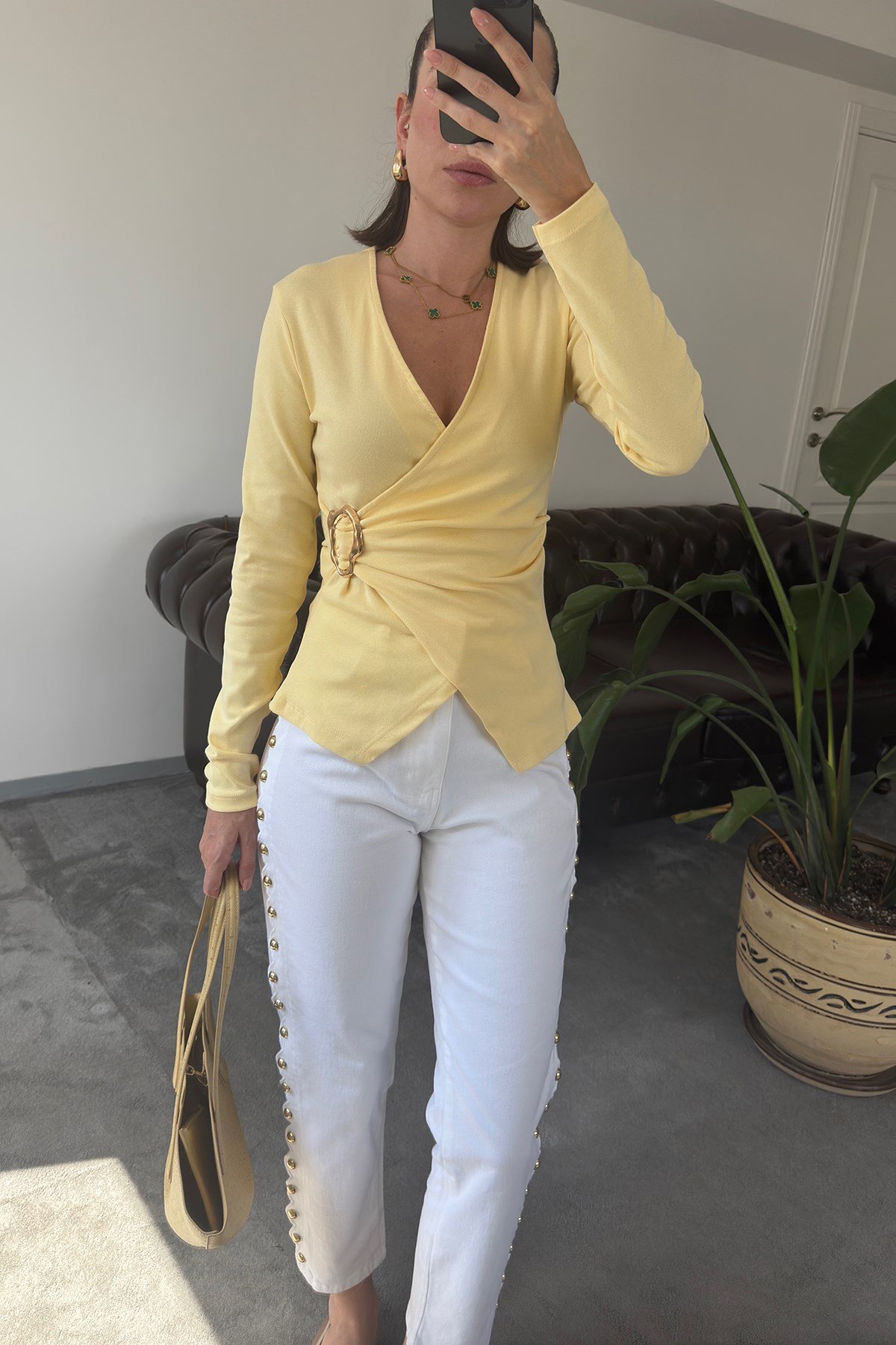 Uzun Kol Gold Broşlu Premium Bluz- SARI