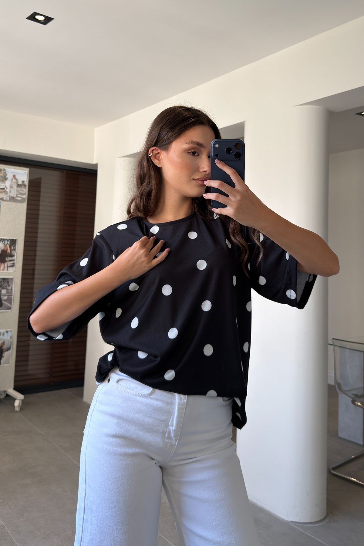 Vatkalı Oversize Puantiyeli Bluz- SİYAH