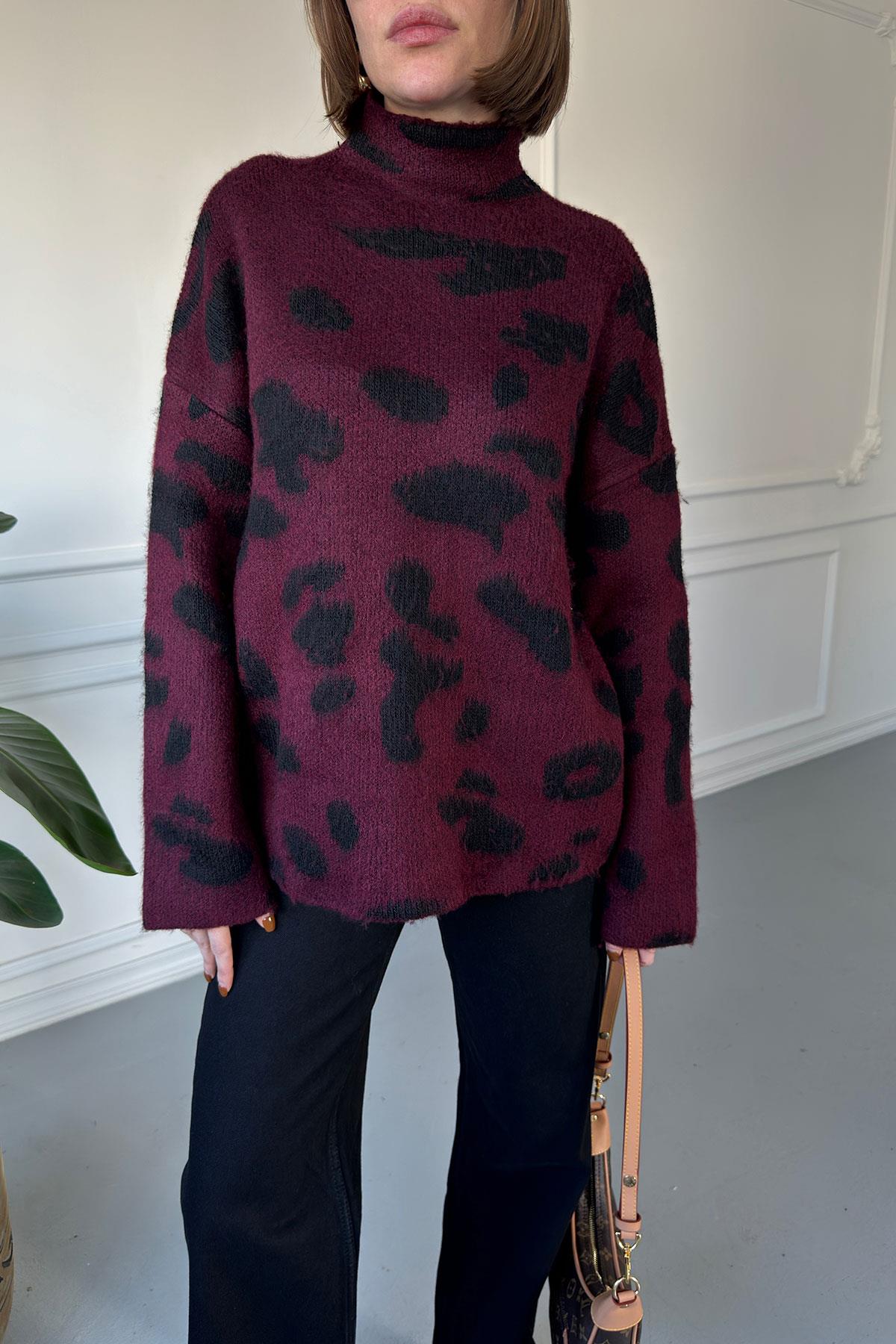 Yakalı Leopar Desen Tüylü Kazak- BORDO