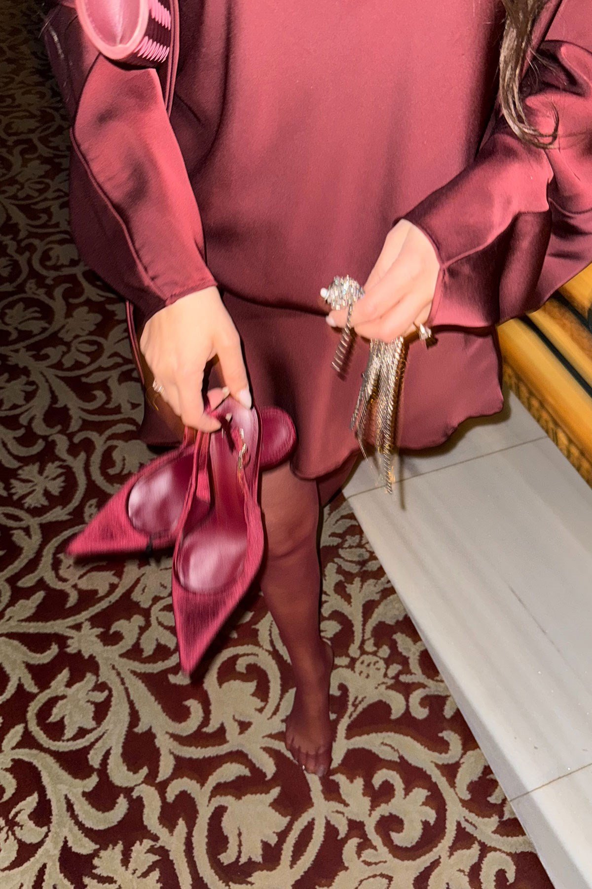 Yarasa Kol Premium Saten Elbise- BORDO
