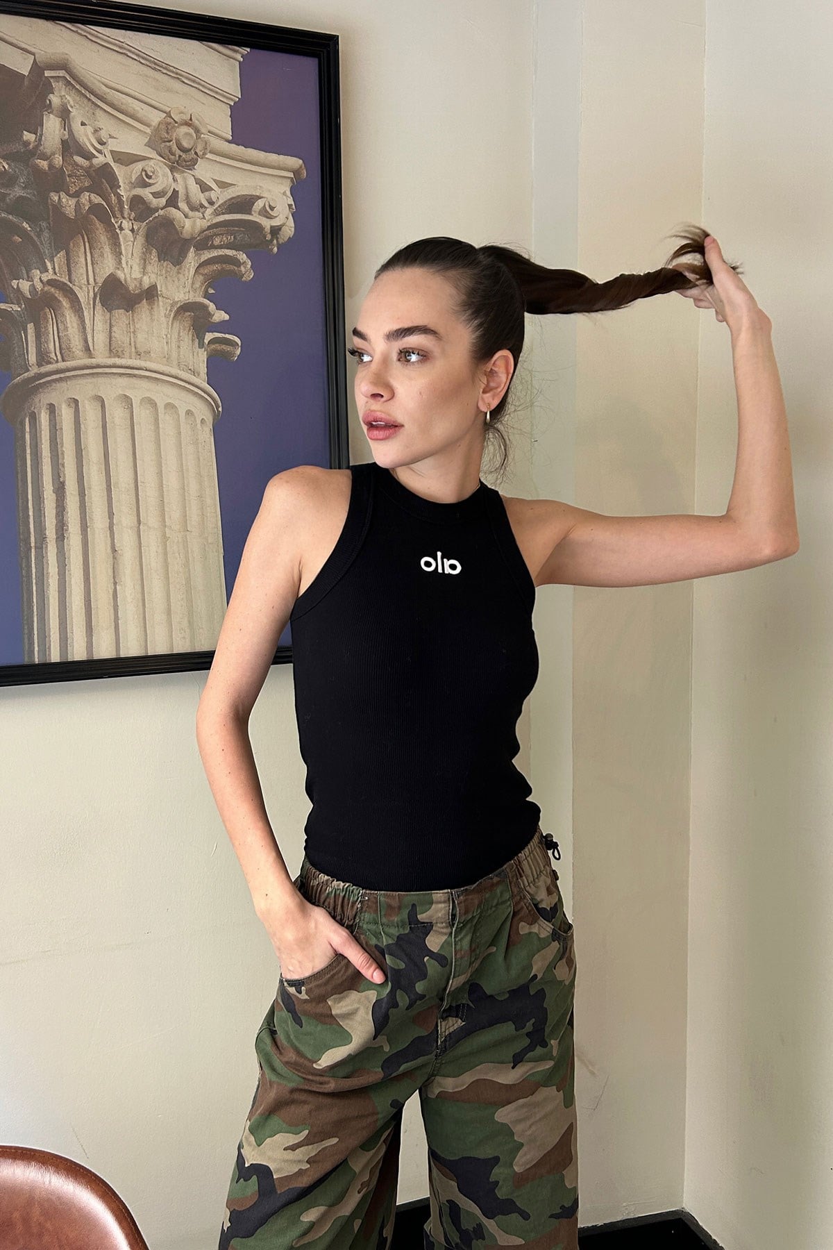 Yazı Nakış Detaylı Fitilli Crop- SİYAH
