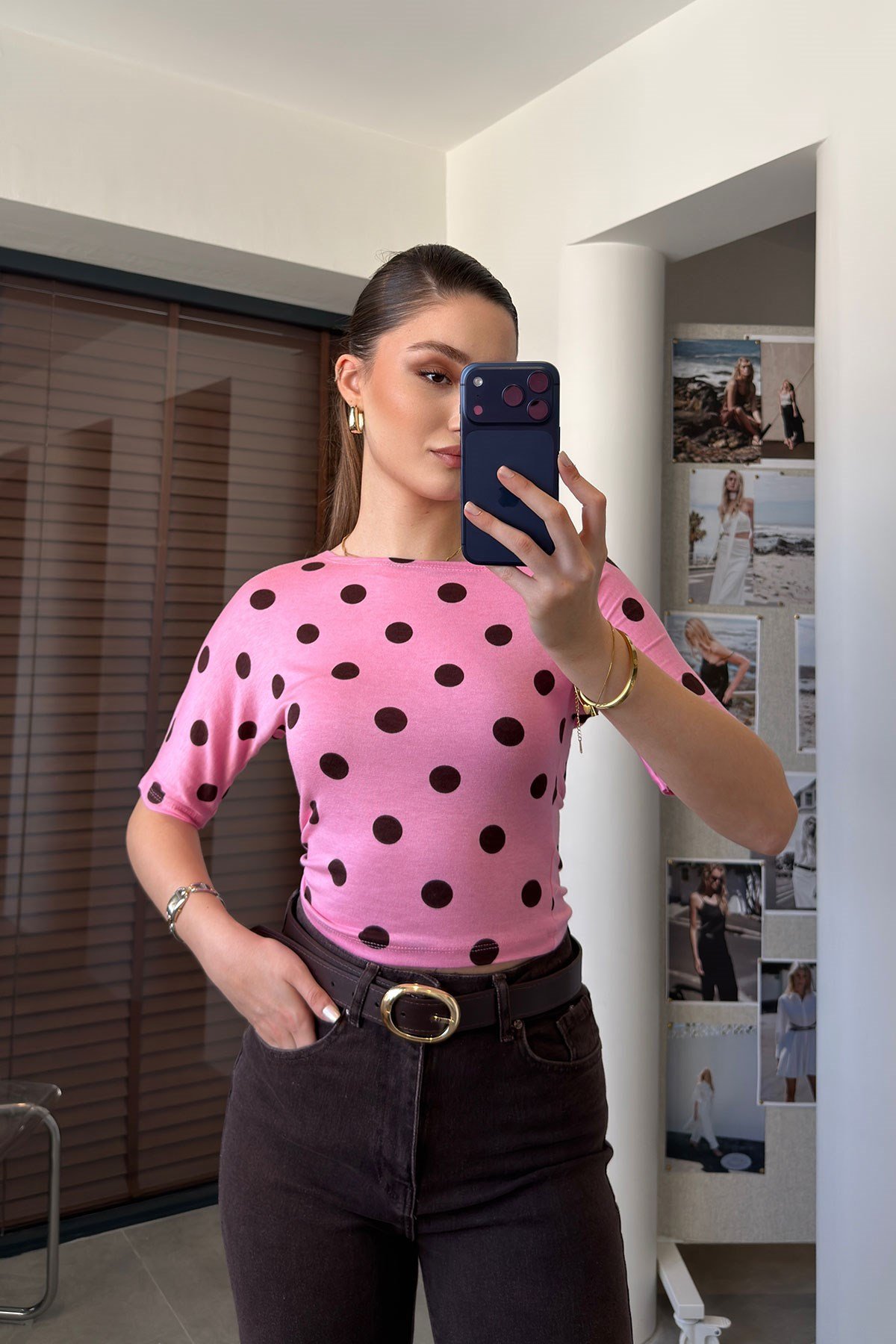 Yeni Sezon Yarım Kol Puantiye Detay Bluz- PEMBE