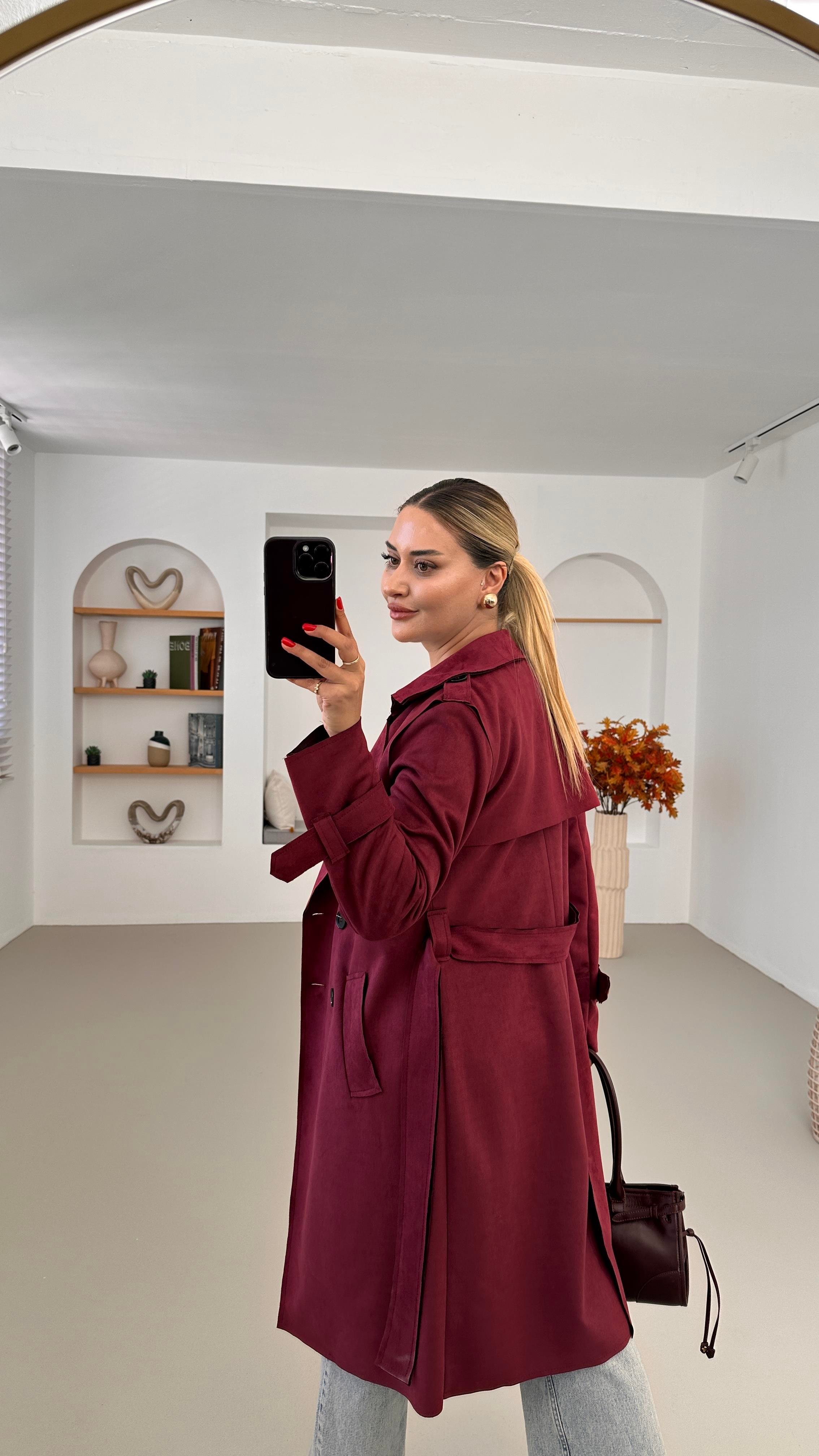 Apoletli Bordo Süet Trenç