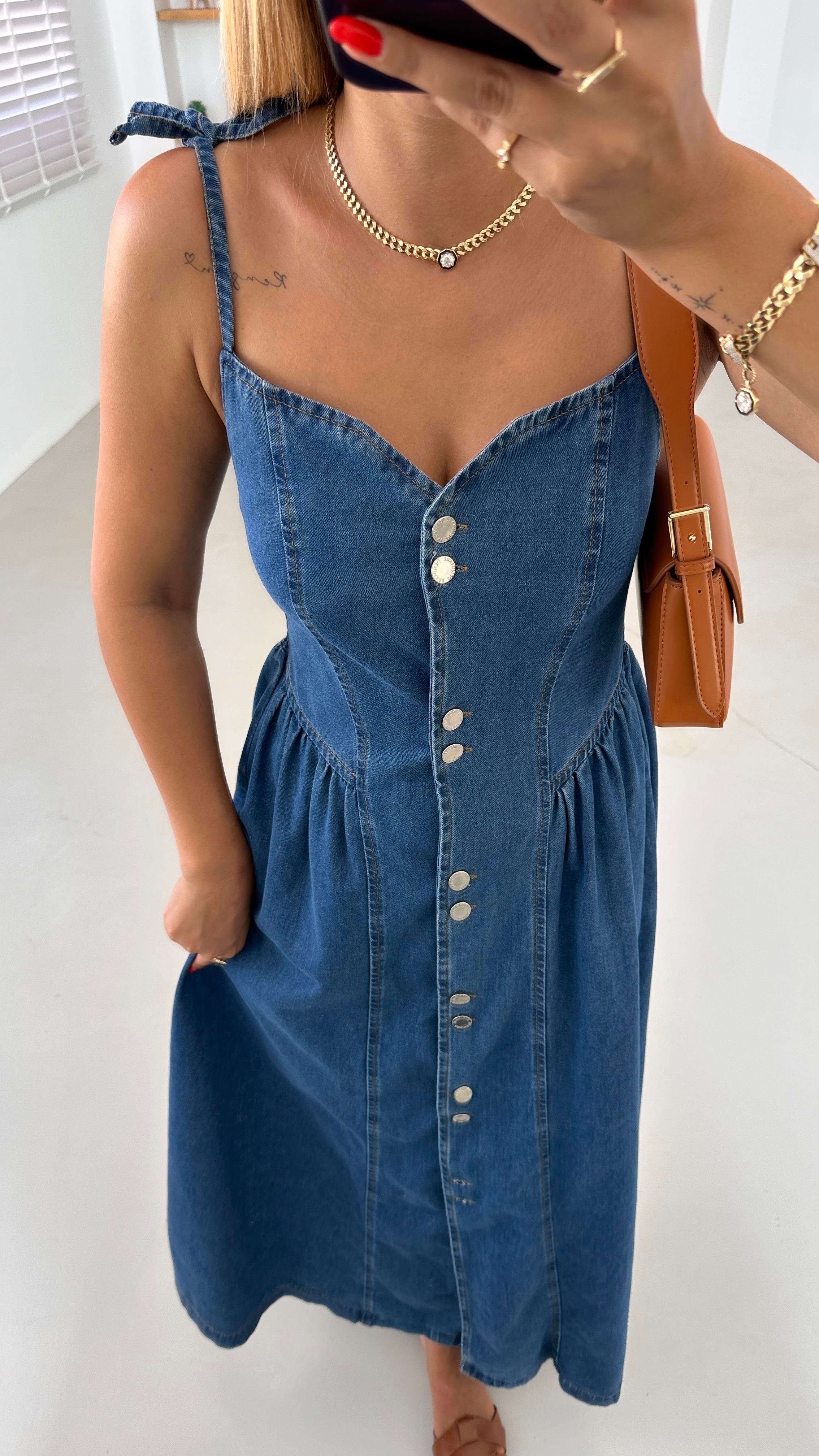 Askısı Ayarlanabilir Pilise Detay Lacivert Maxi Denim Elbise