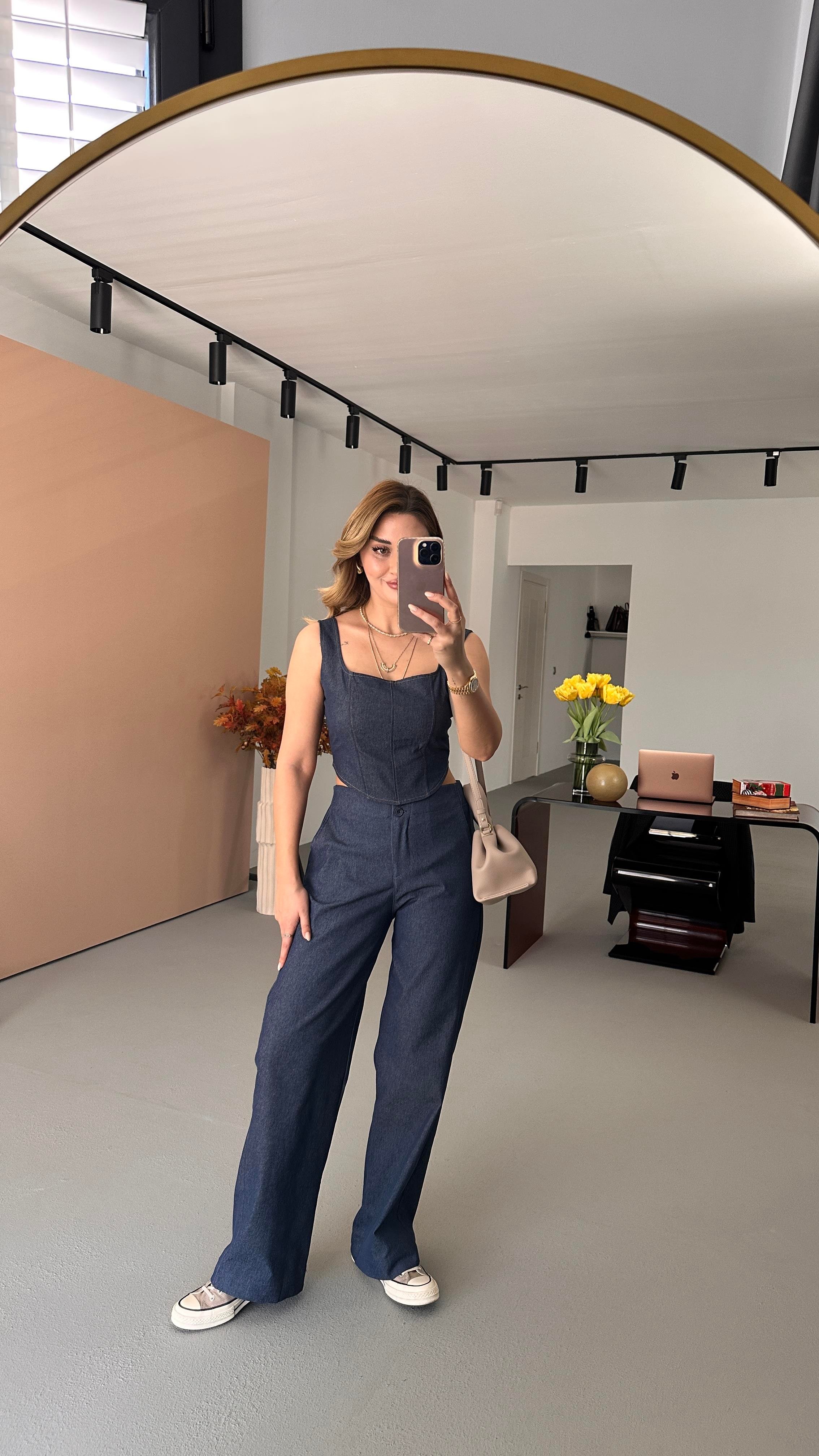 Bel Lastikli Çift Düğme Detay Likralı Denim Pantolon