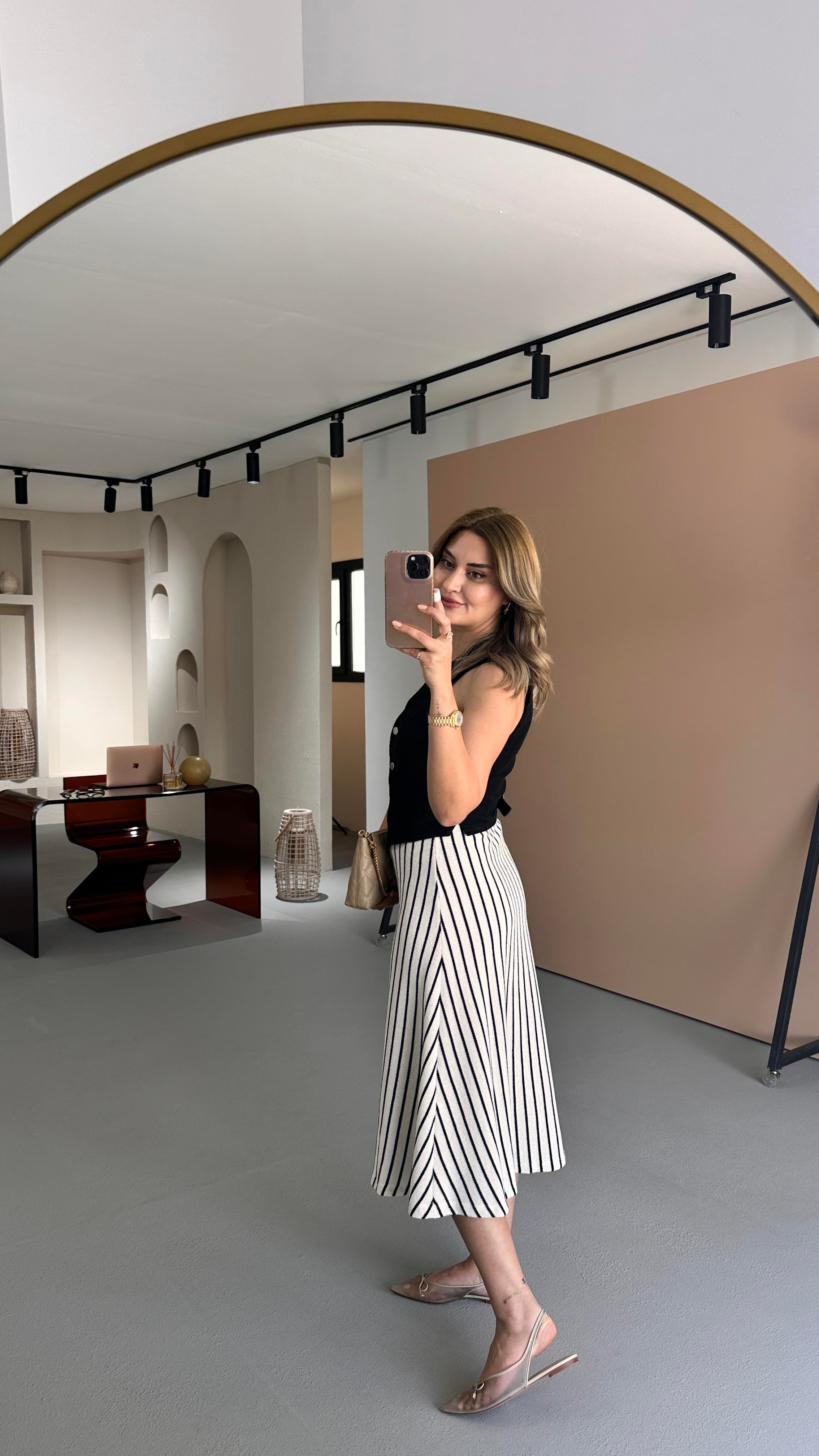 Bel Lastikli Çizgili Krem Örme Çan Etek