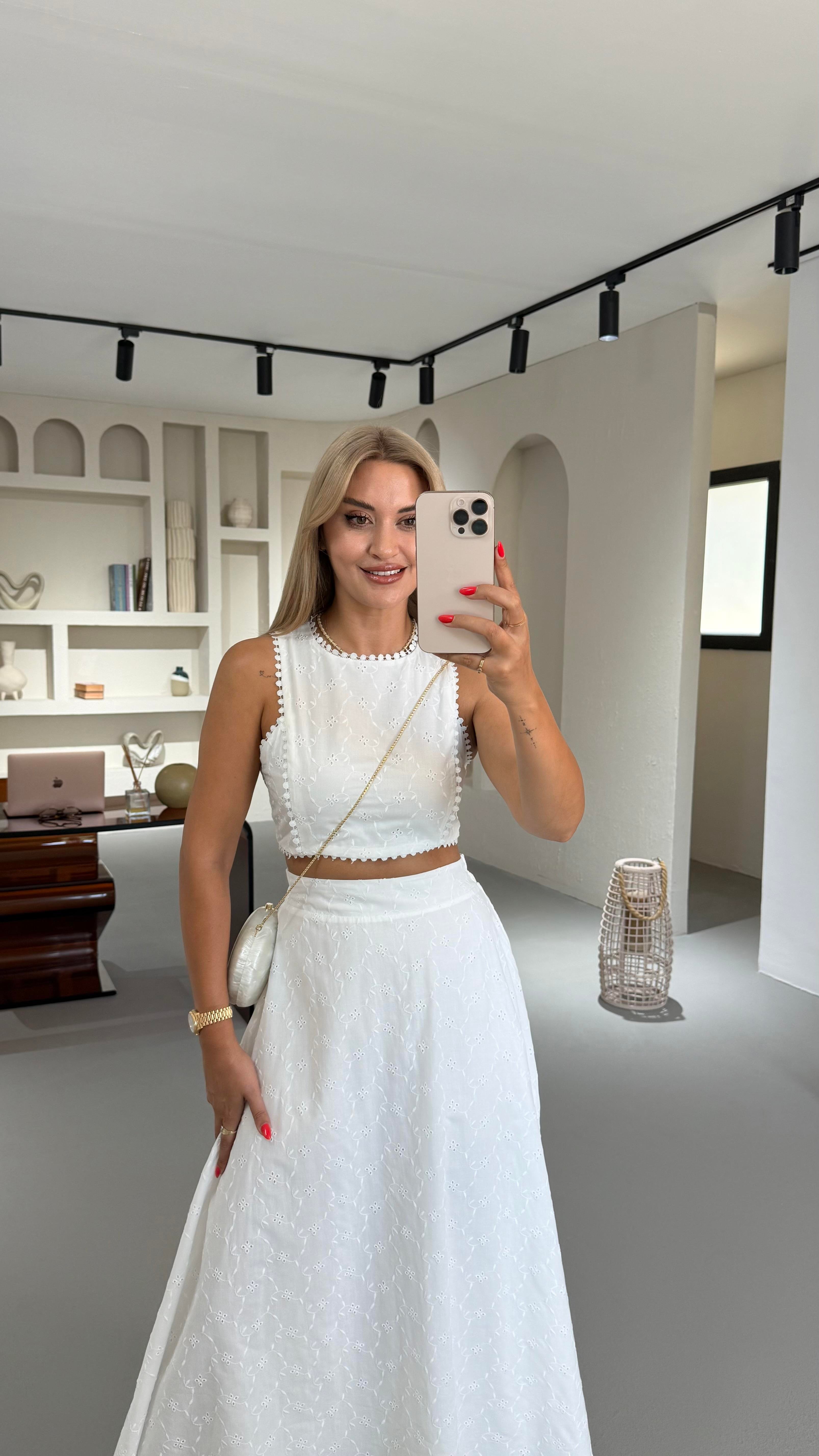 Beyaz Fisto Etek Büstiyer Takım