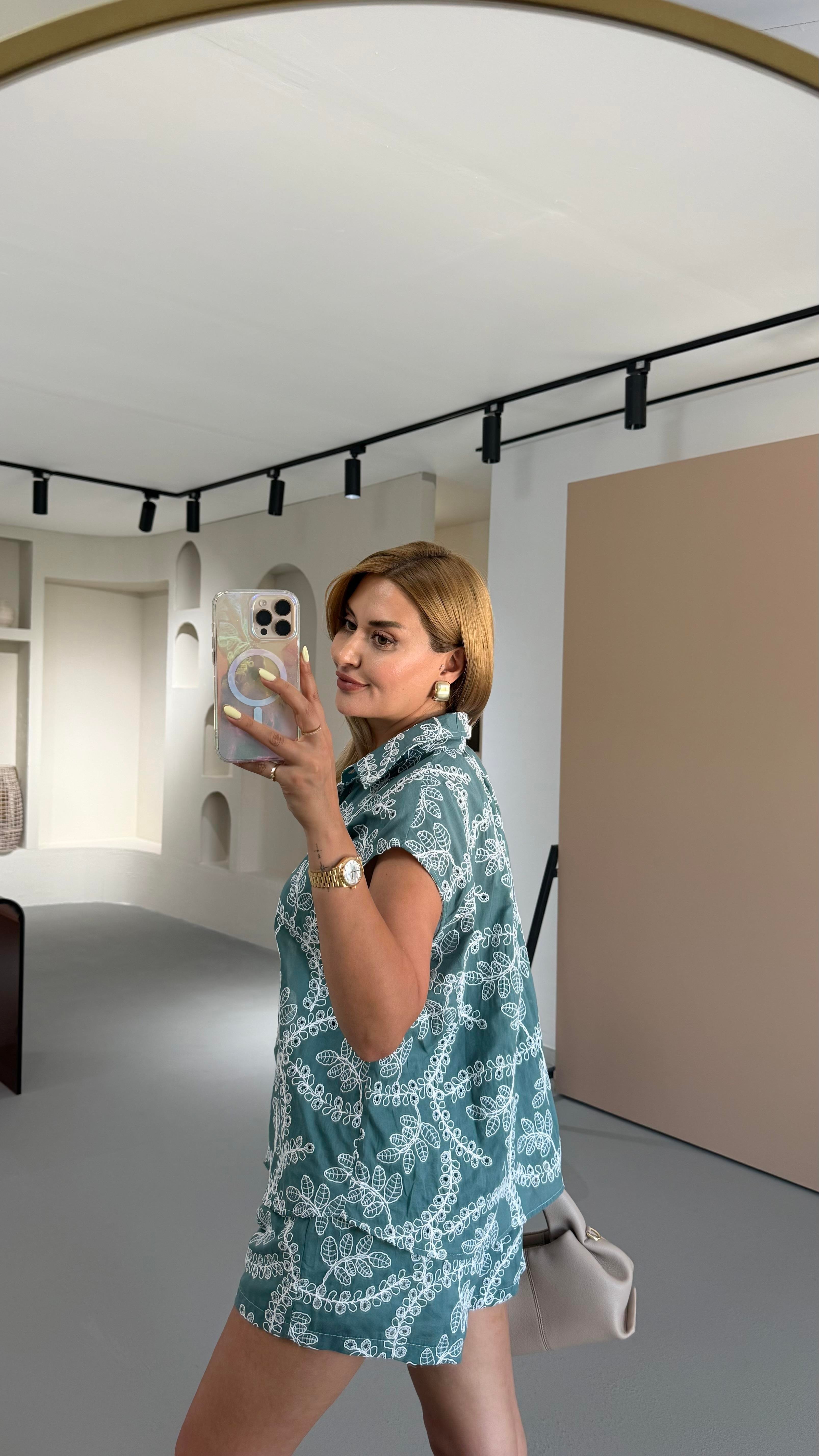 Fisto Detay Şort Yelek Petrol Takım