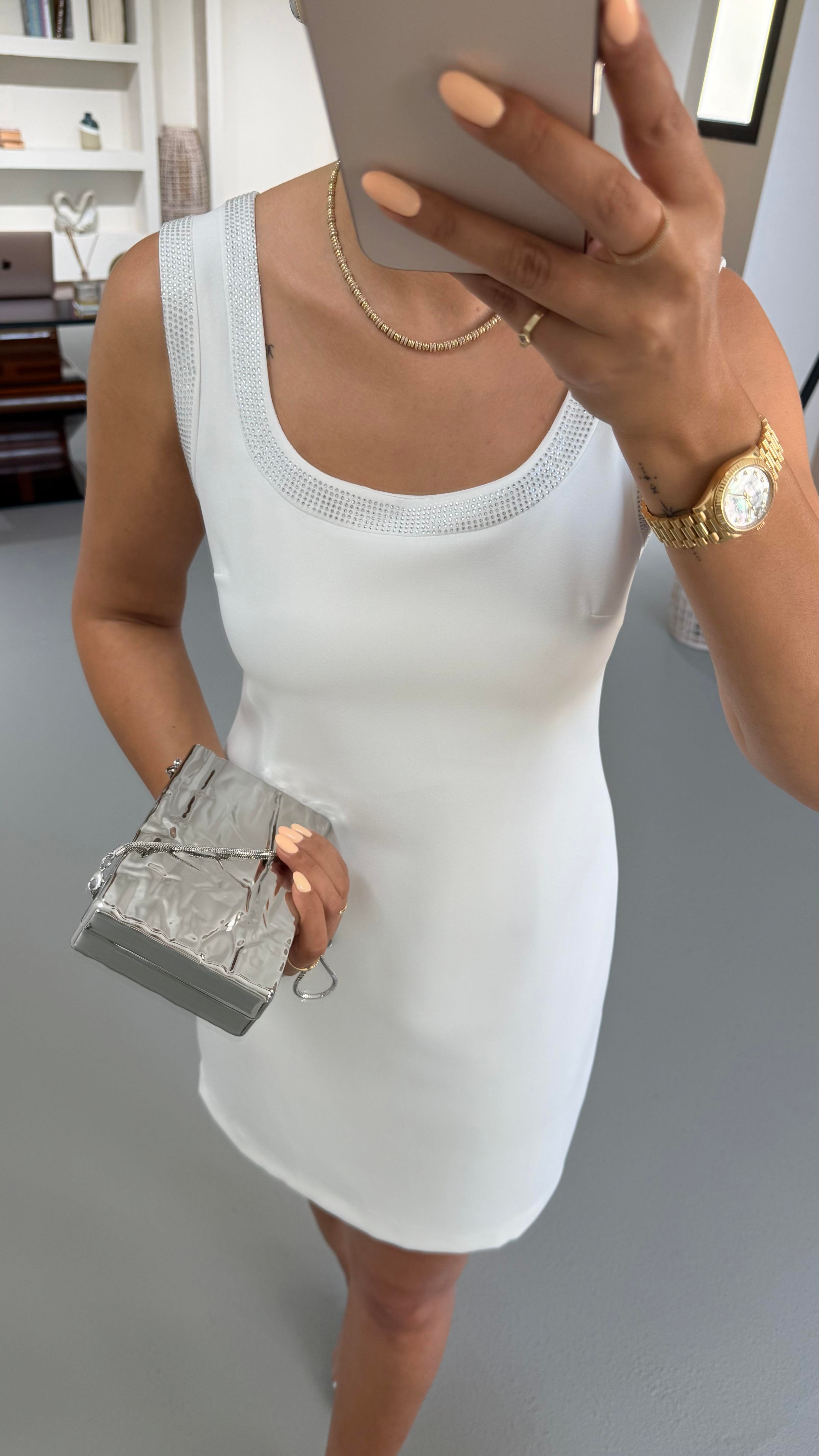 Kare Yaka Taş Detay Astarlı Beyaz Elbise