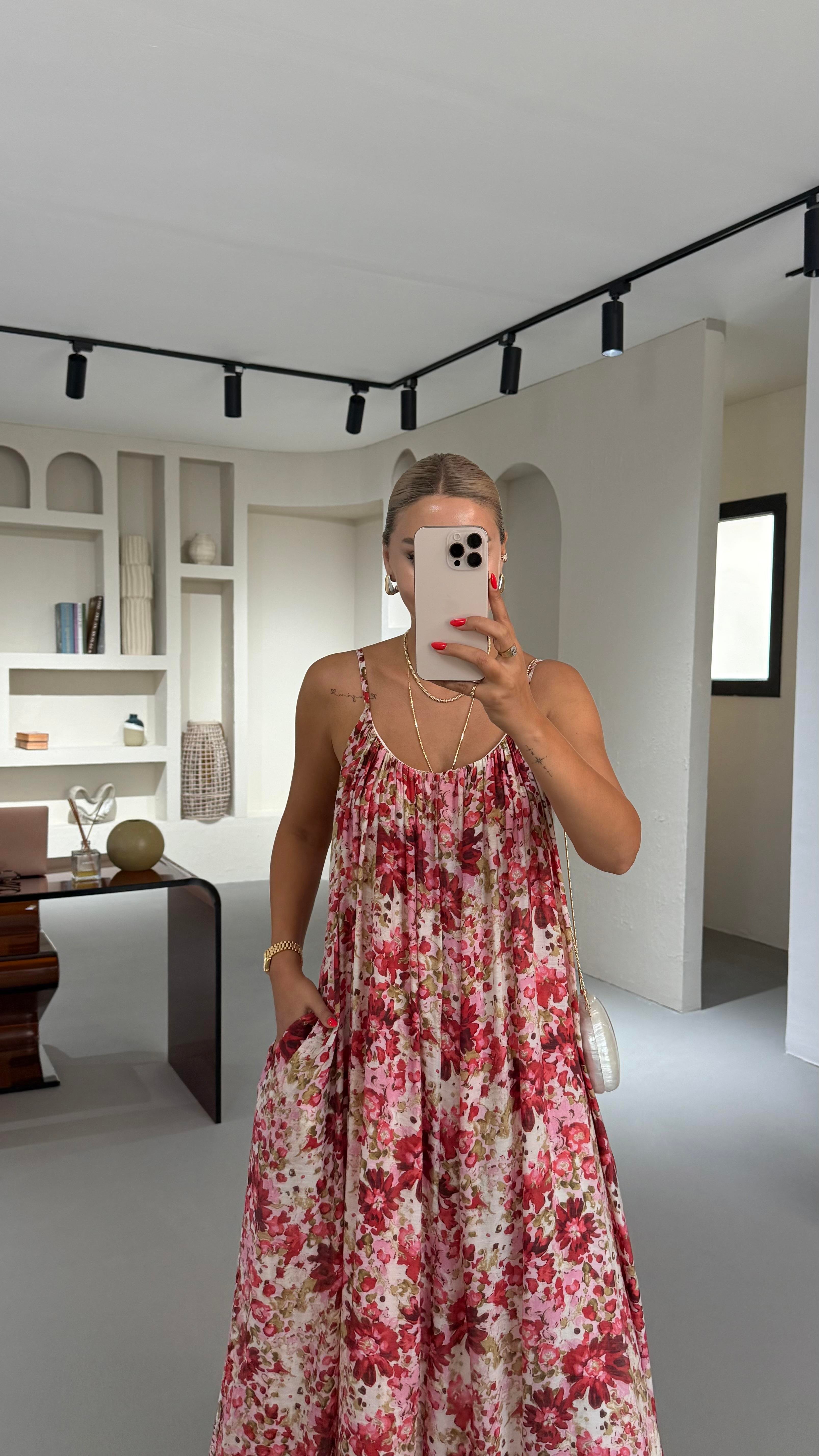 Kırmızı Çiçek Desen Maxi Vual Elbise