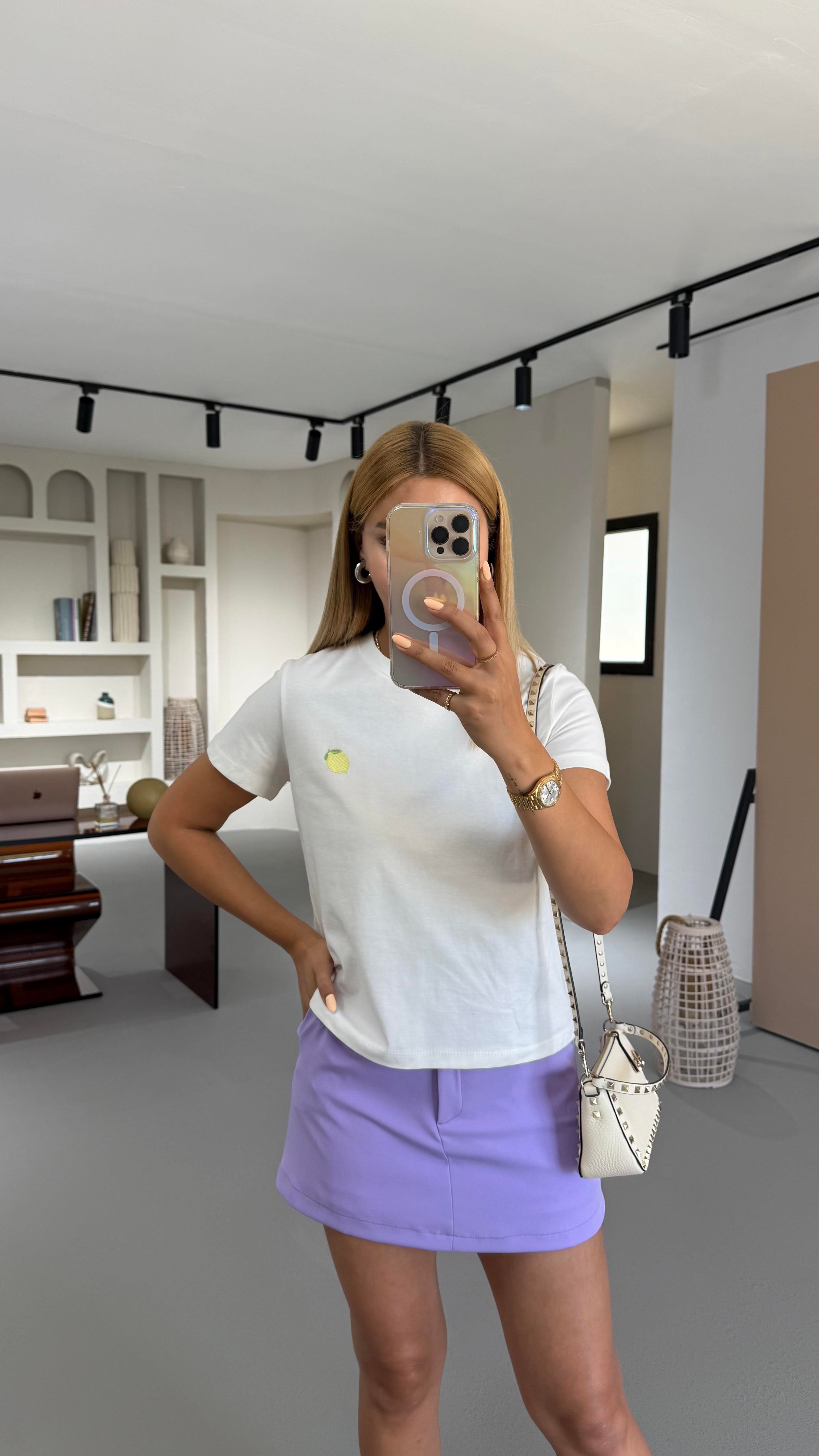 Limon Nakış Detay Pamuklu Basic Beyaz Tshirt