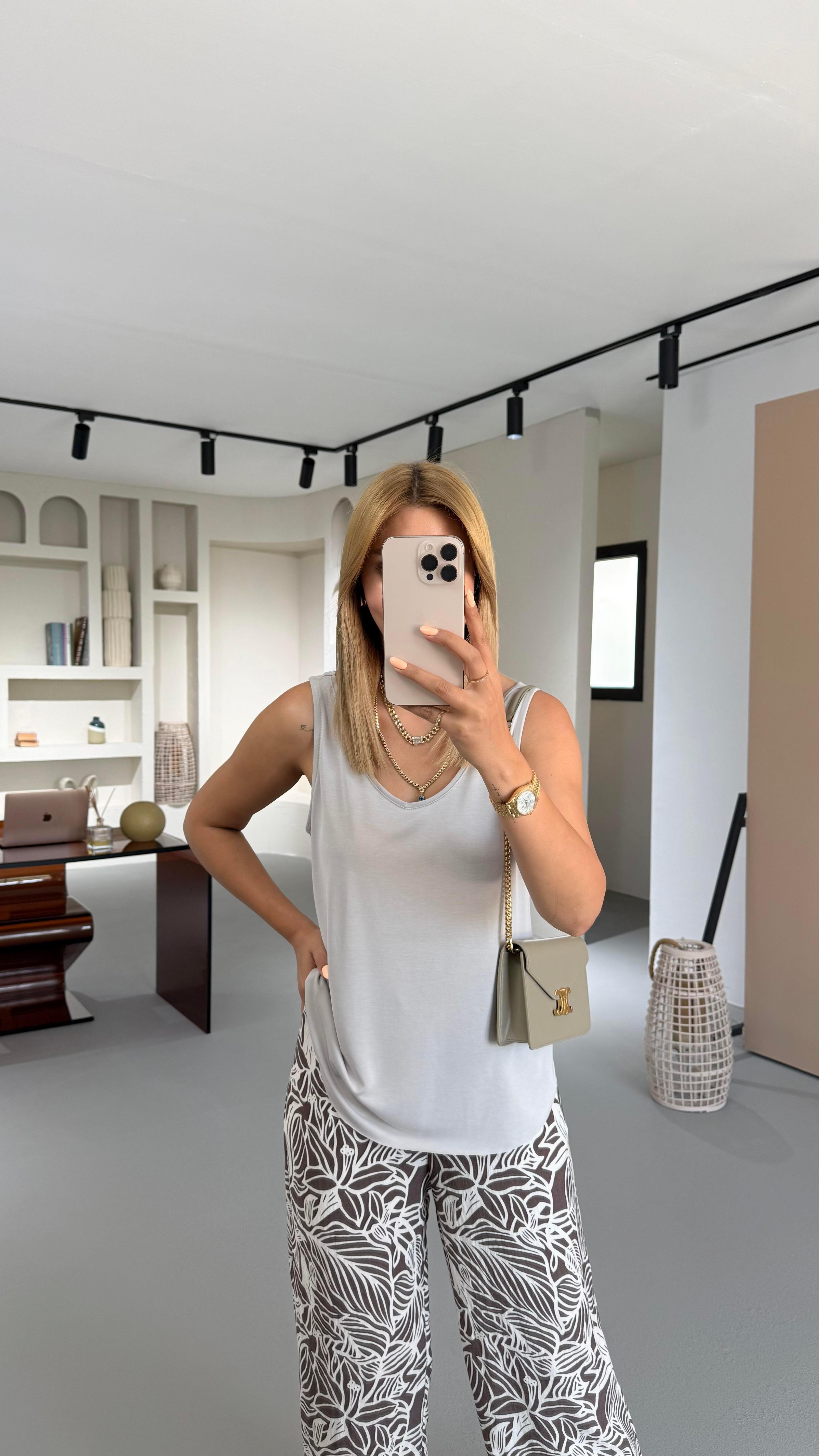 Ön Arka V Yaka Taş Modal Bluz