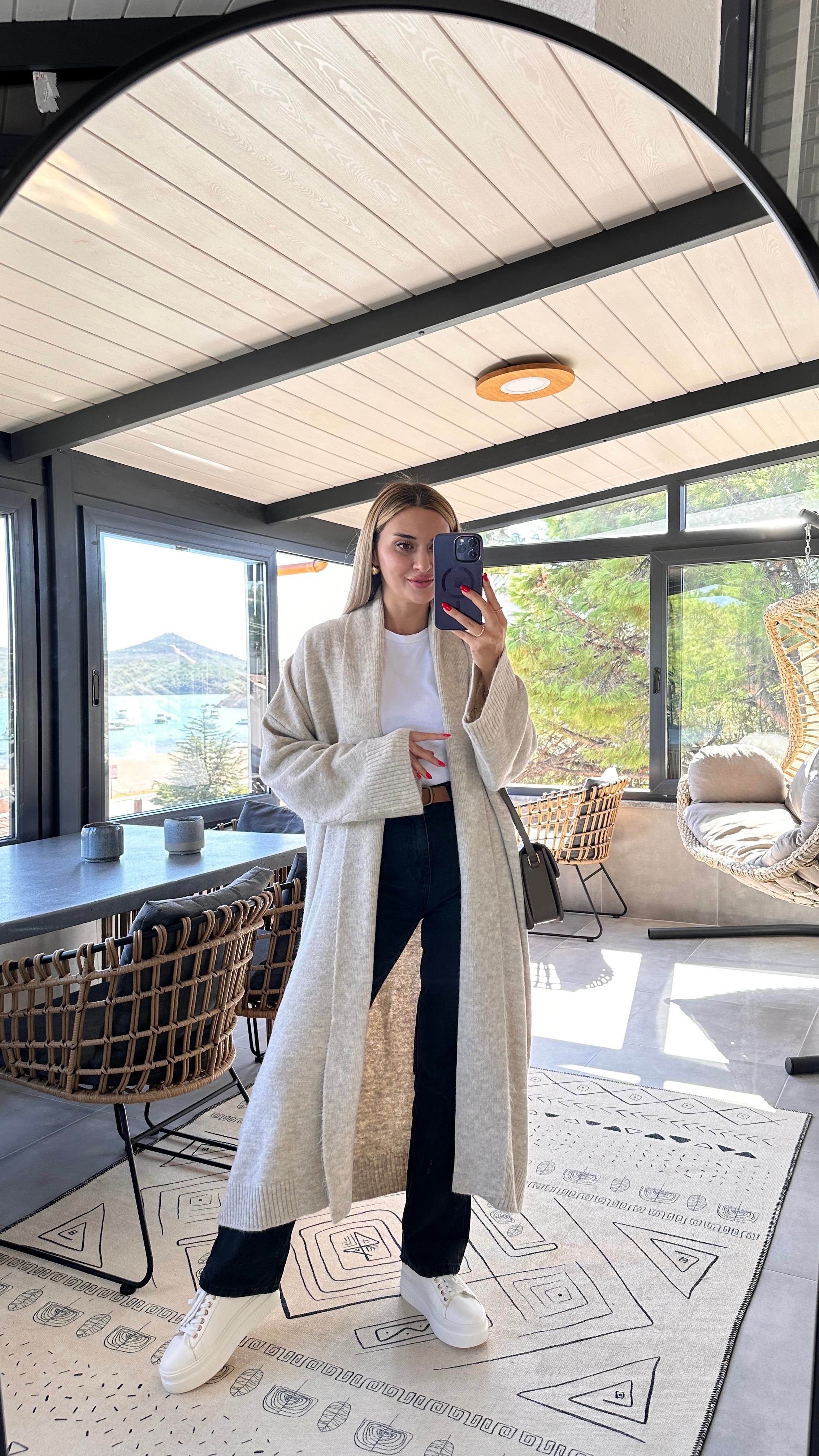 Oversize Bej Maxi Hırka