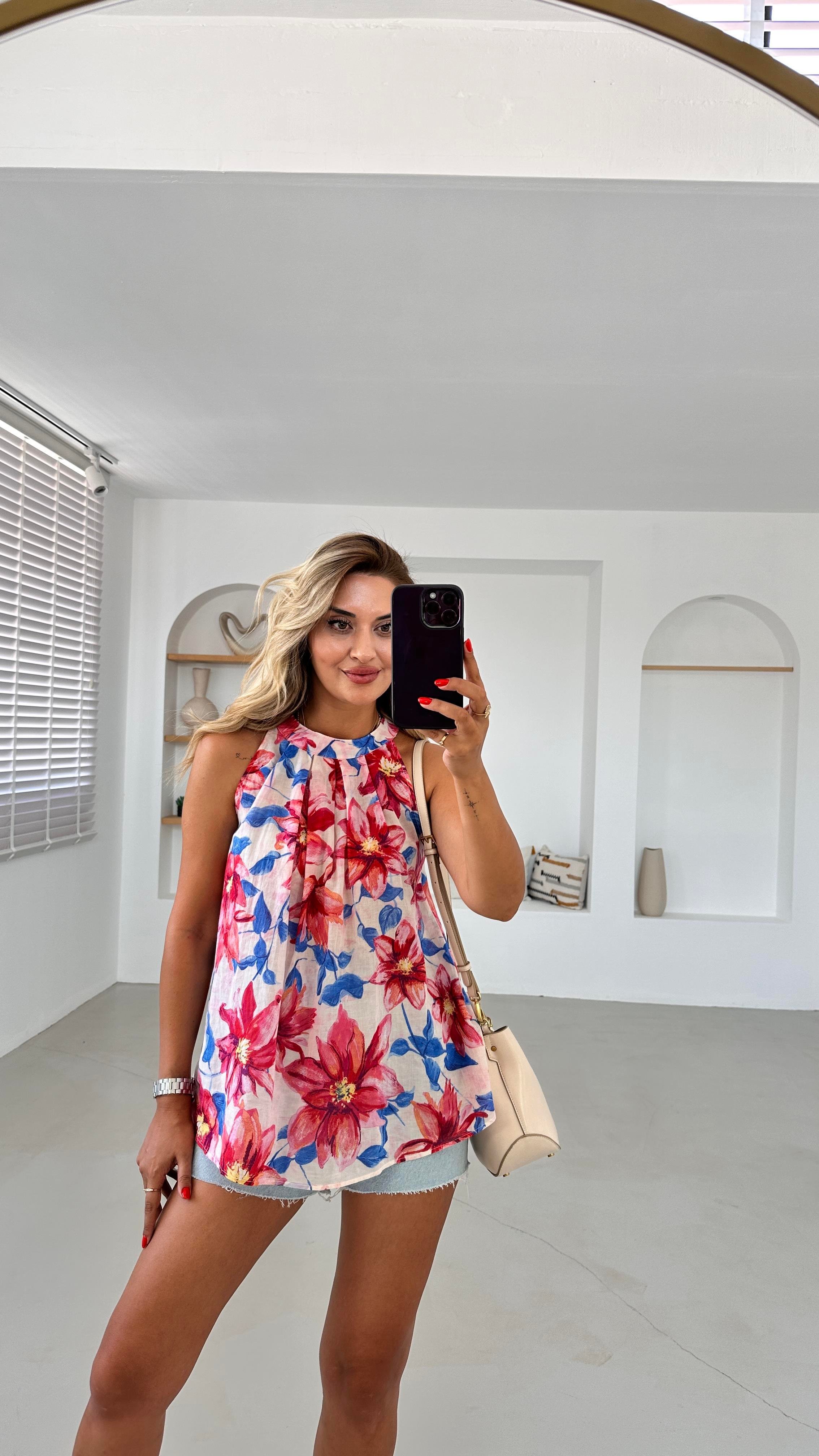 Piliseli Halter Yaka Çiçek Desen Vual Bluz