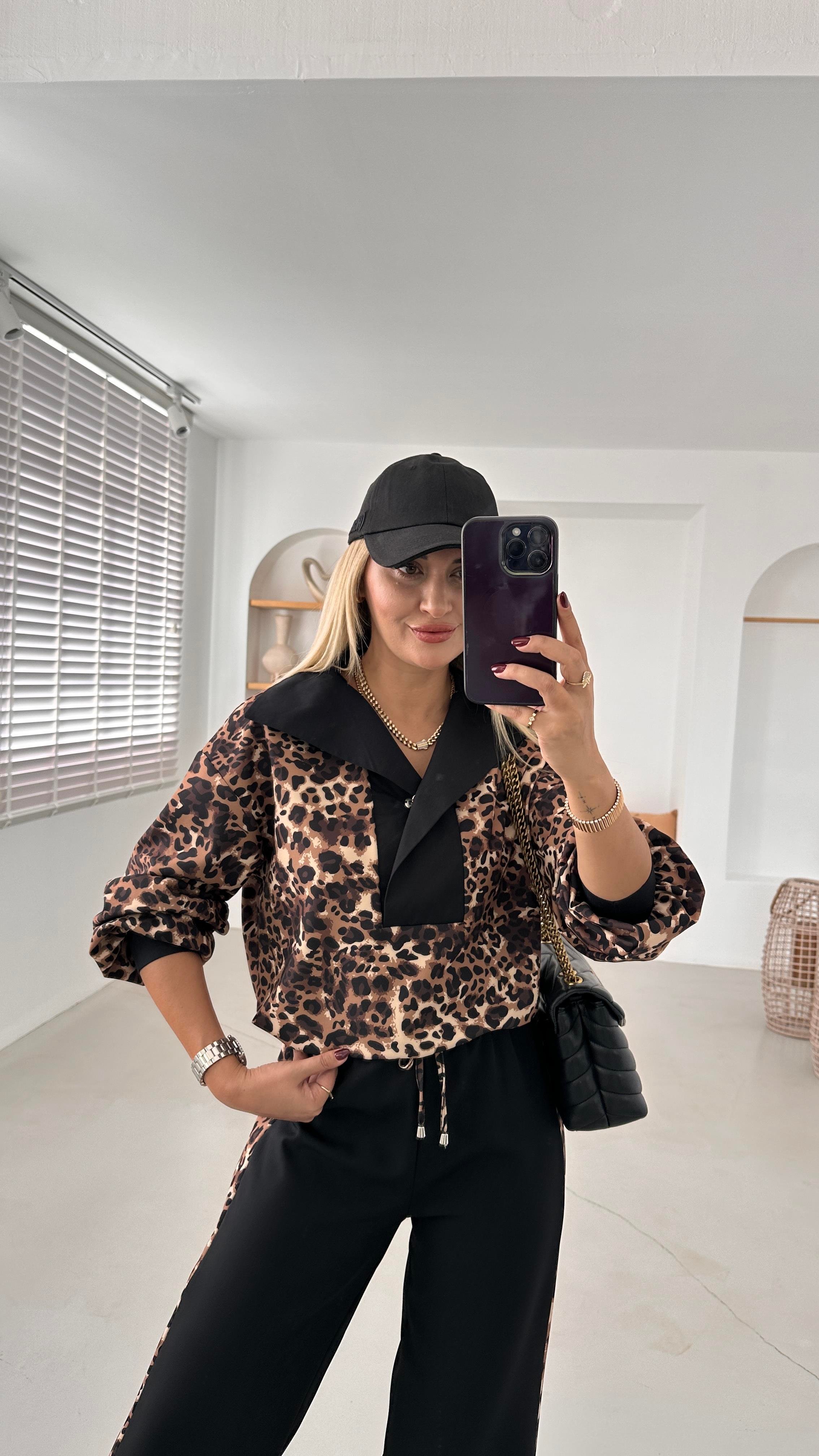 Poplin Yaka Beli Lastikli Leopar Sweat