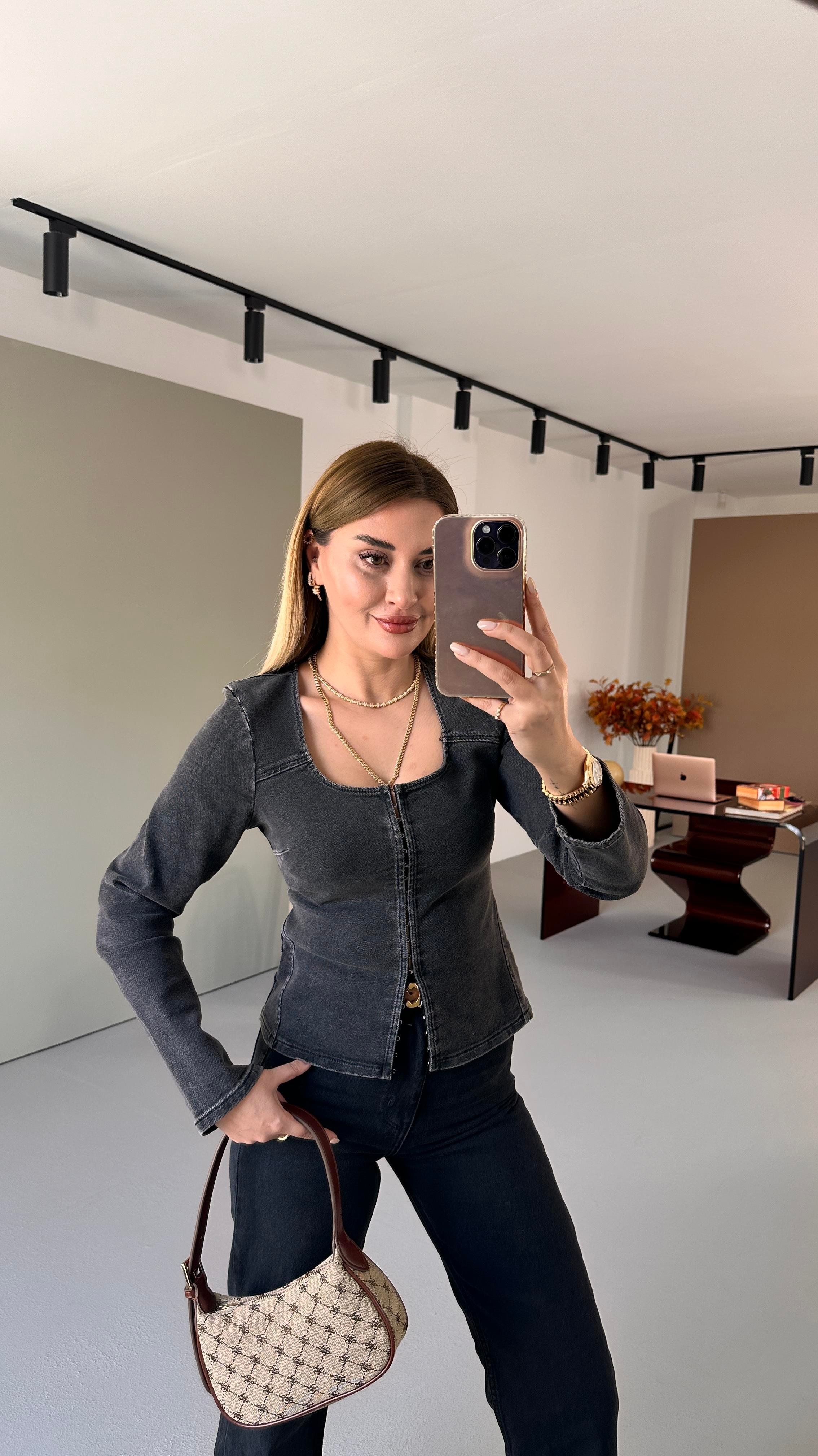 Premium Seri Agraflı Antrasit Denim Bluz