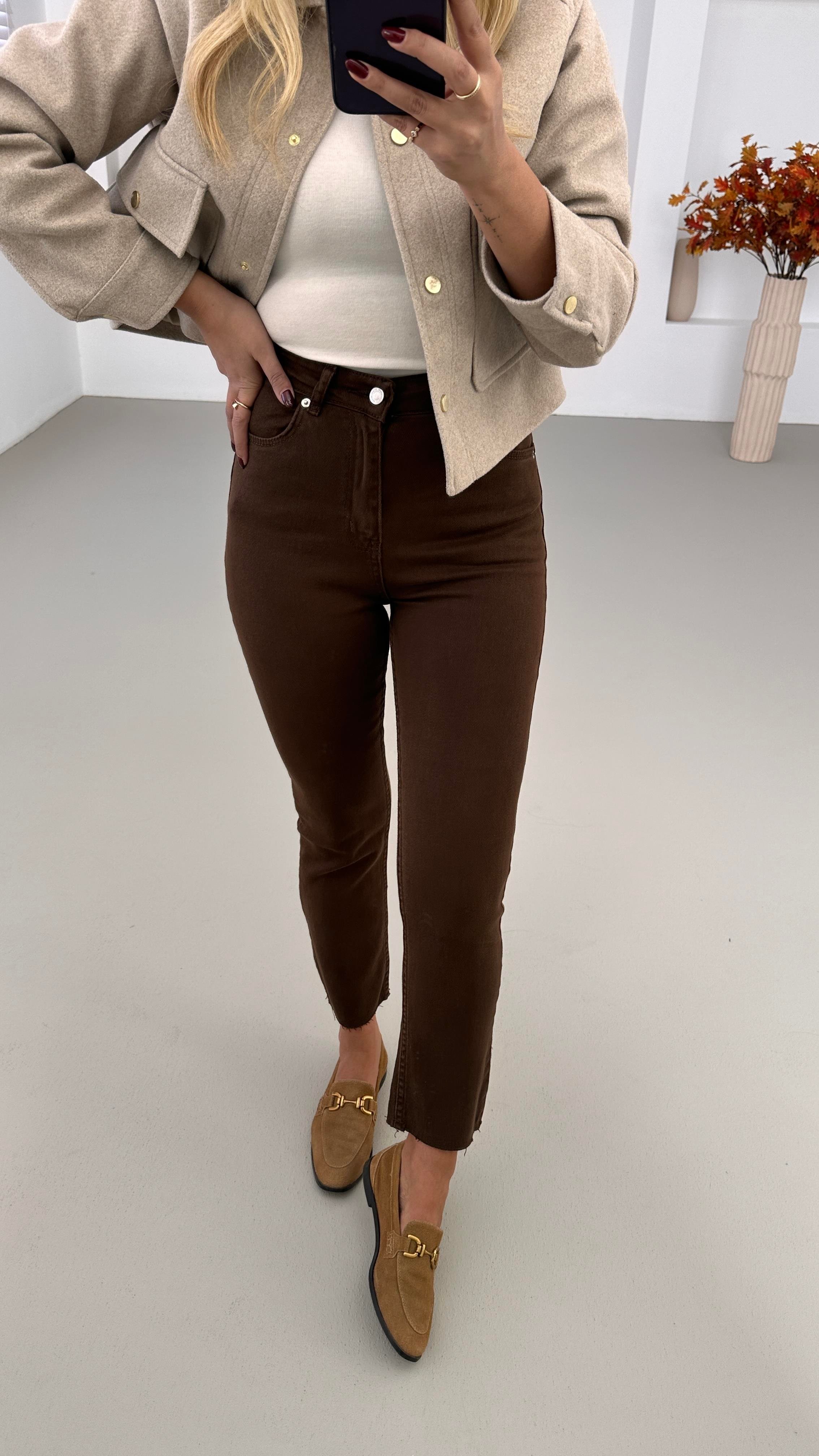 Premium Seri Kesik Paça Likralı Acı Kahve Boyfit Jean