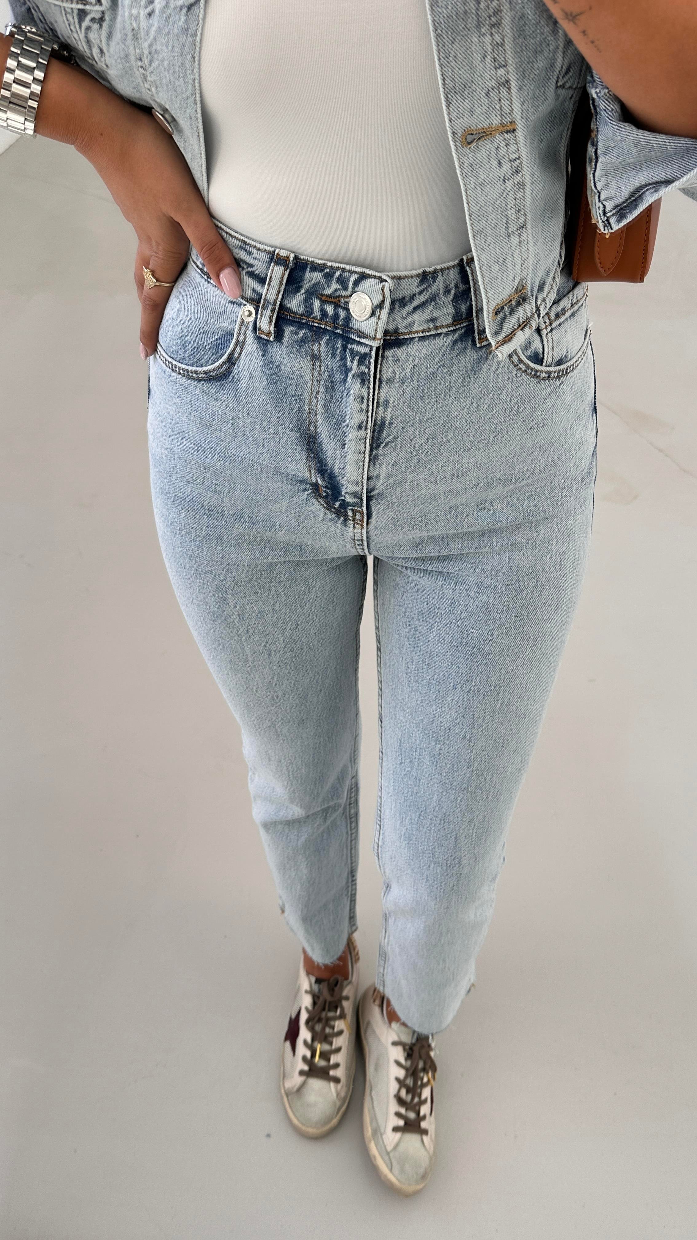 Premium Seri Kesik Paça Likralı Kar Yıkama Boyfit Jean