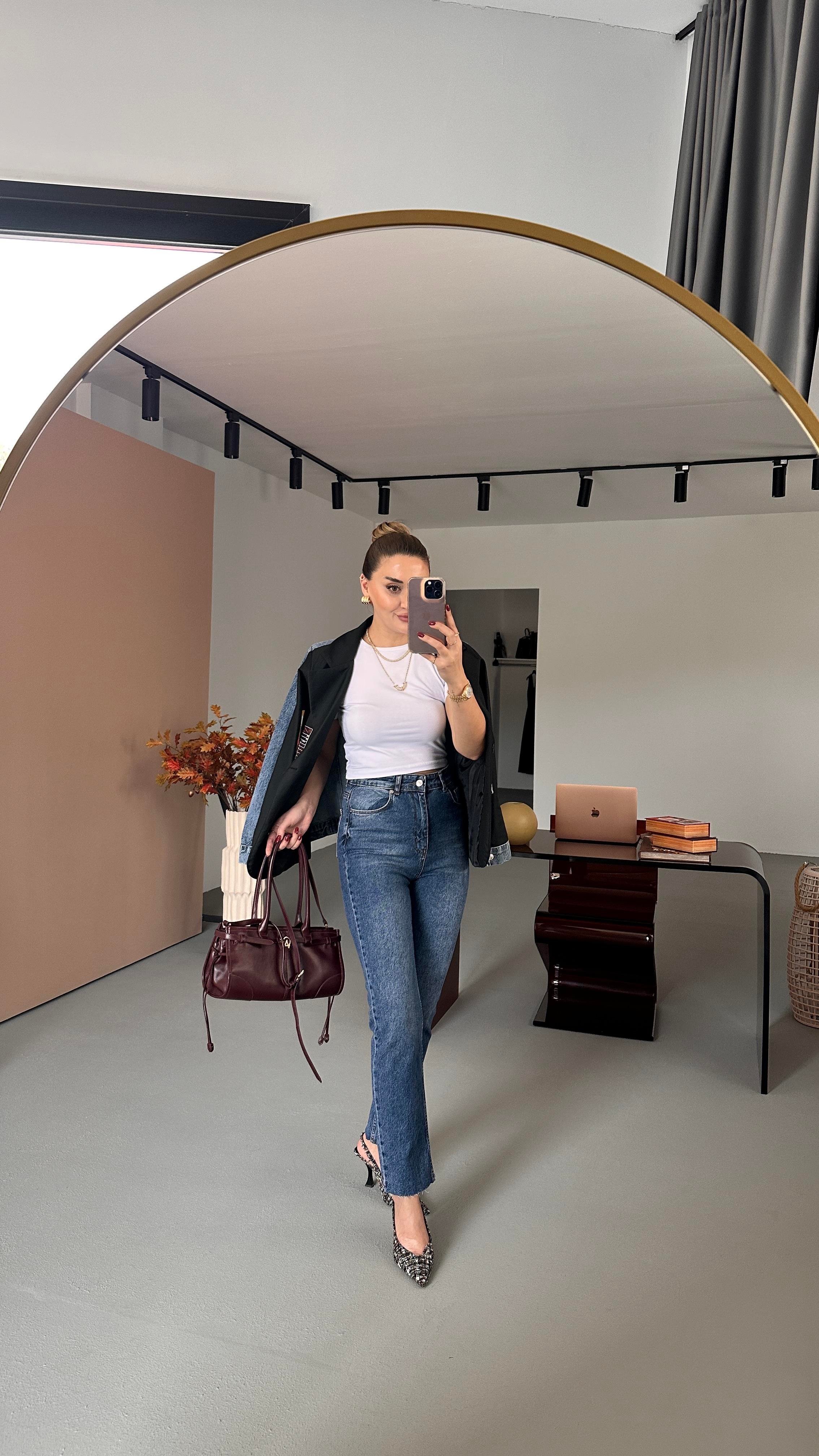 Premium Seri Kesik Paça Yıkamalı Mavi Boyfit Jean