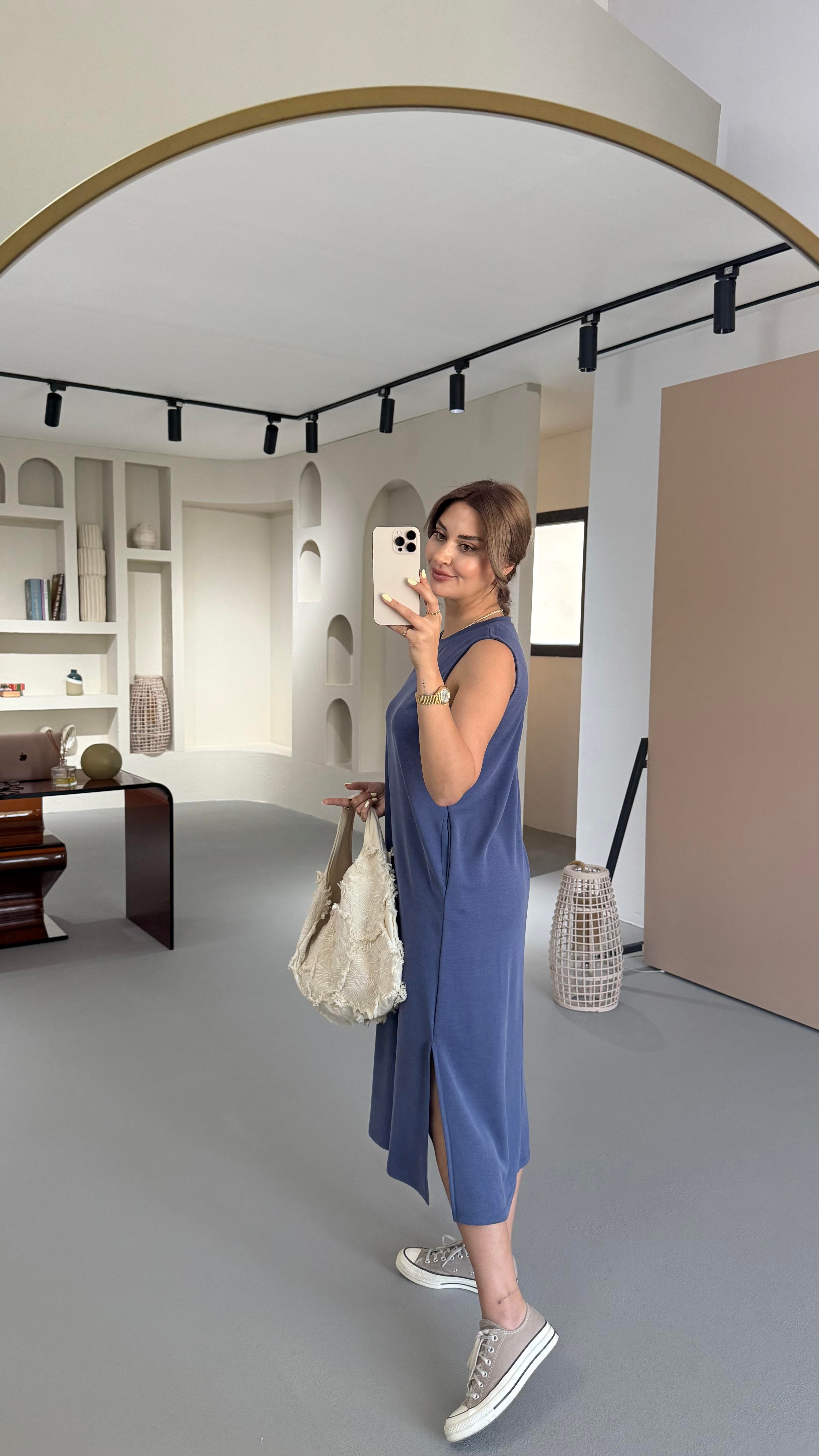 Premium Seri Kolsuz Yırtmaç Detay İndigo Pike Modal Elbise