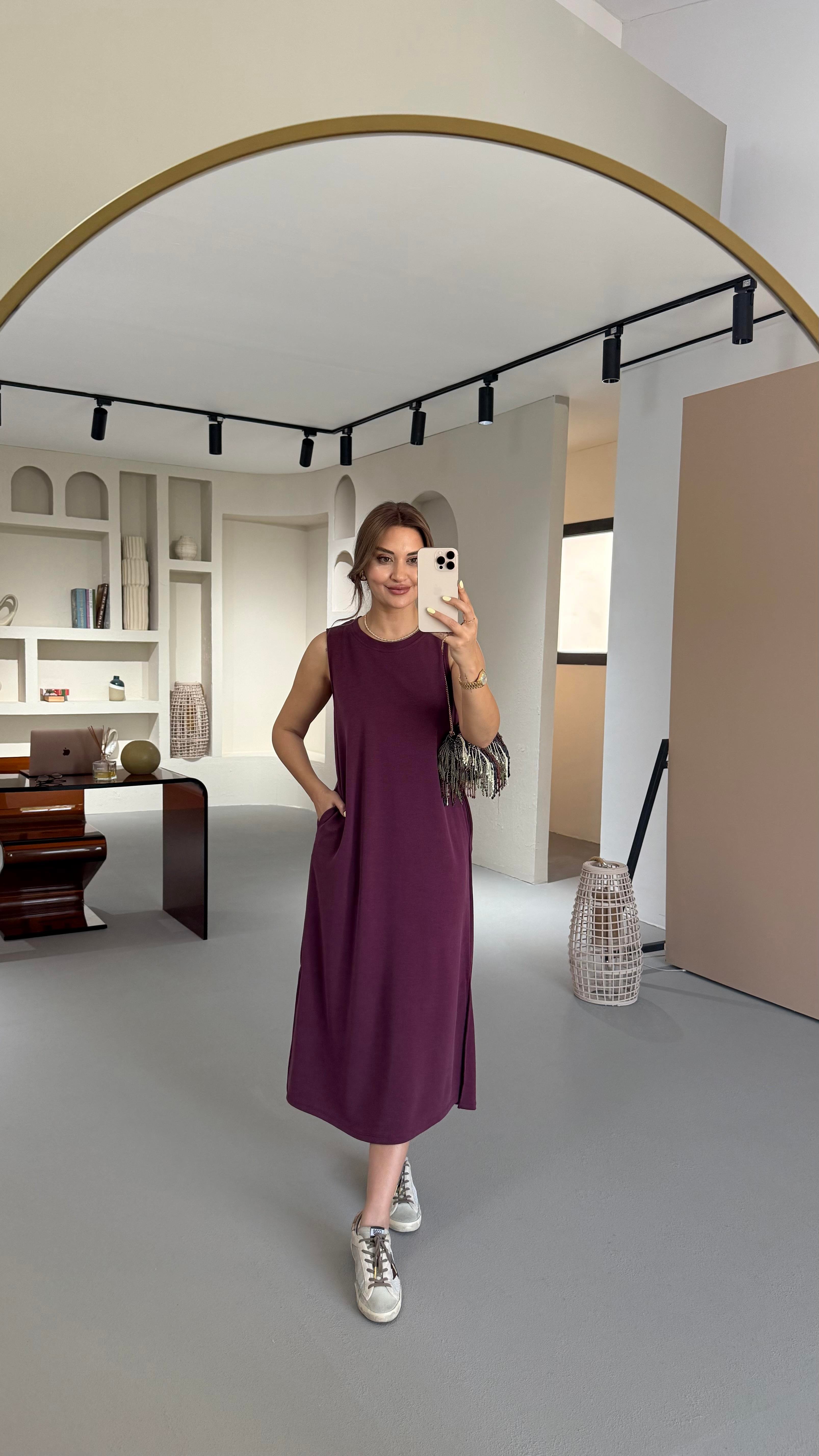 Premium Seri Kolsuz Yırtmaç Detay Mürdüm Pike Modal Elbise