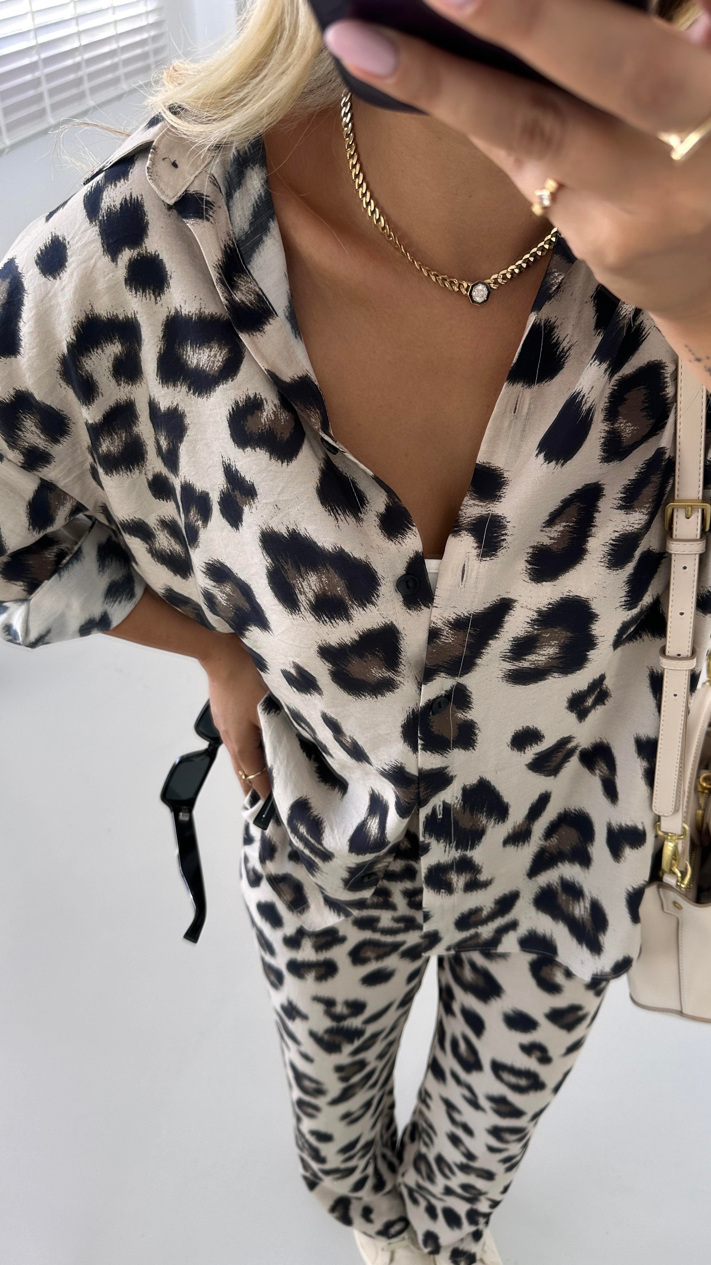 Premium Seri Leopar Desen Gömlek Pantolon Takım