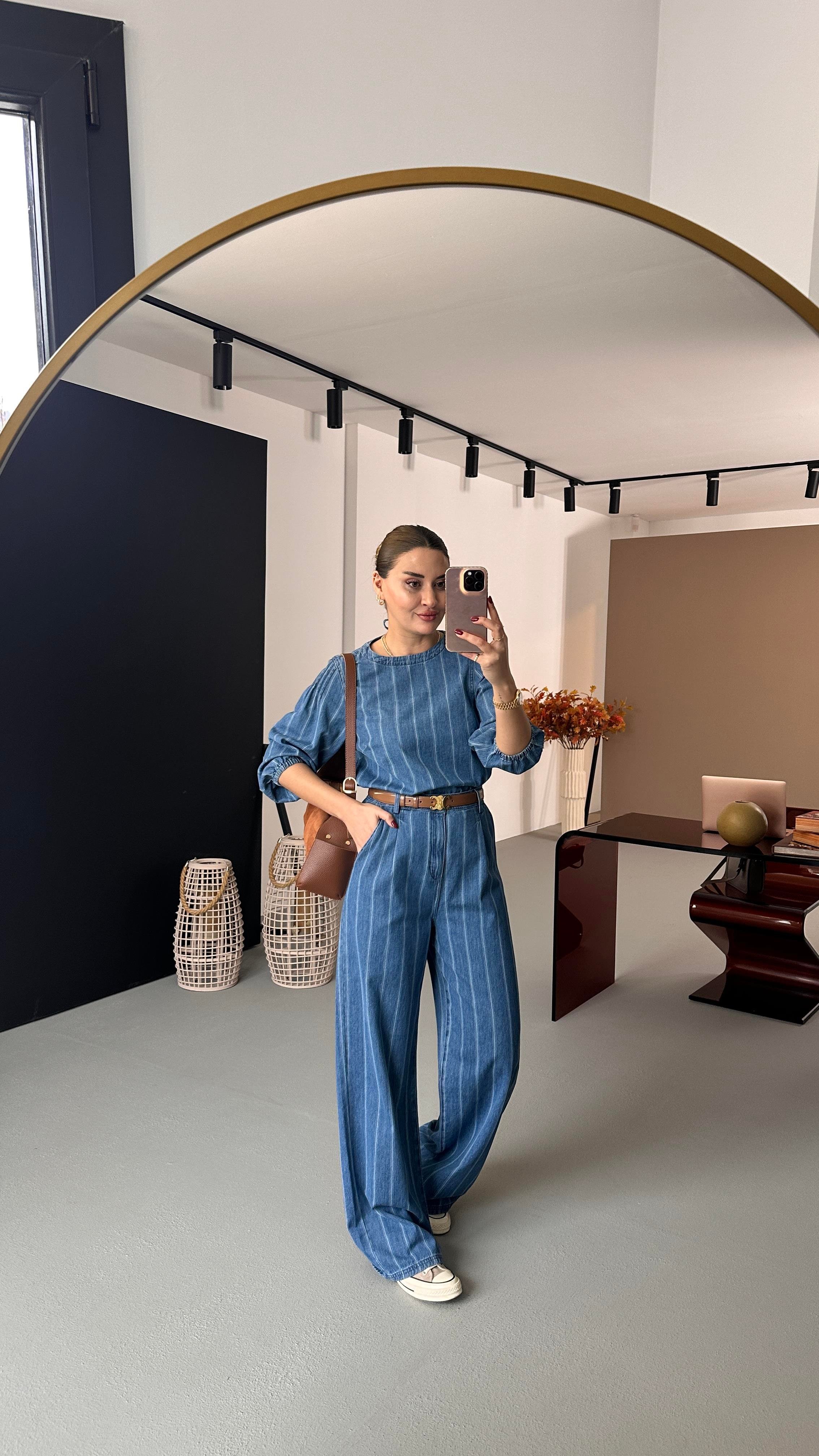 Sırt Bağlama Detay Çizgili Tensel Denim Bluz