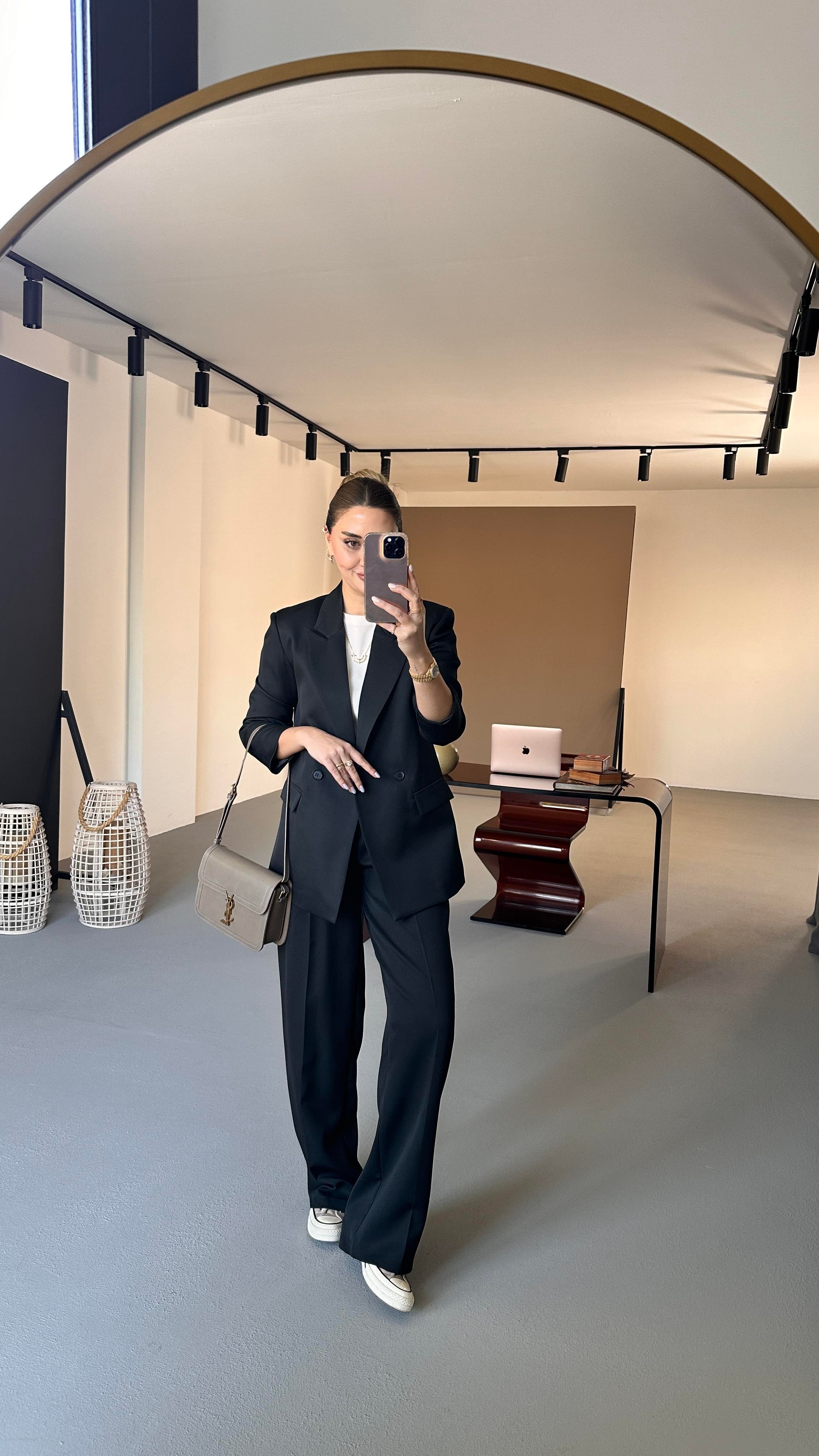 Siyah Blazer Ceket Piliseli Palazzo Pantolon Takım