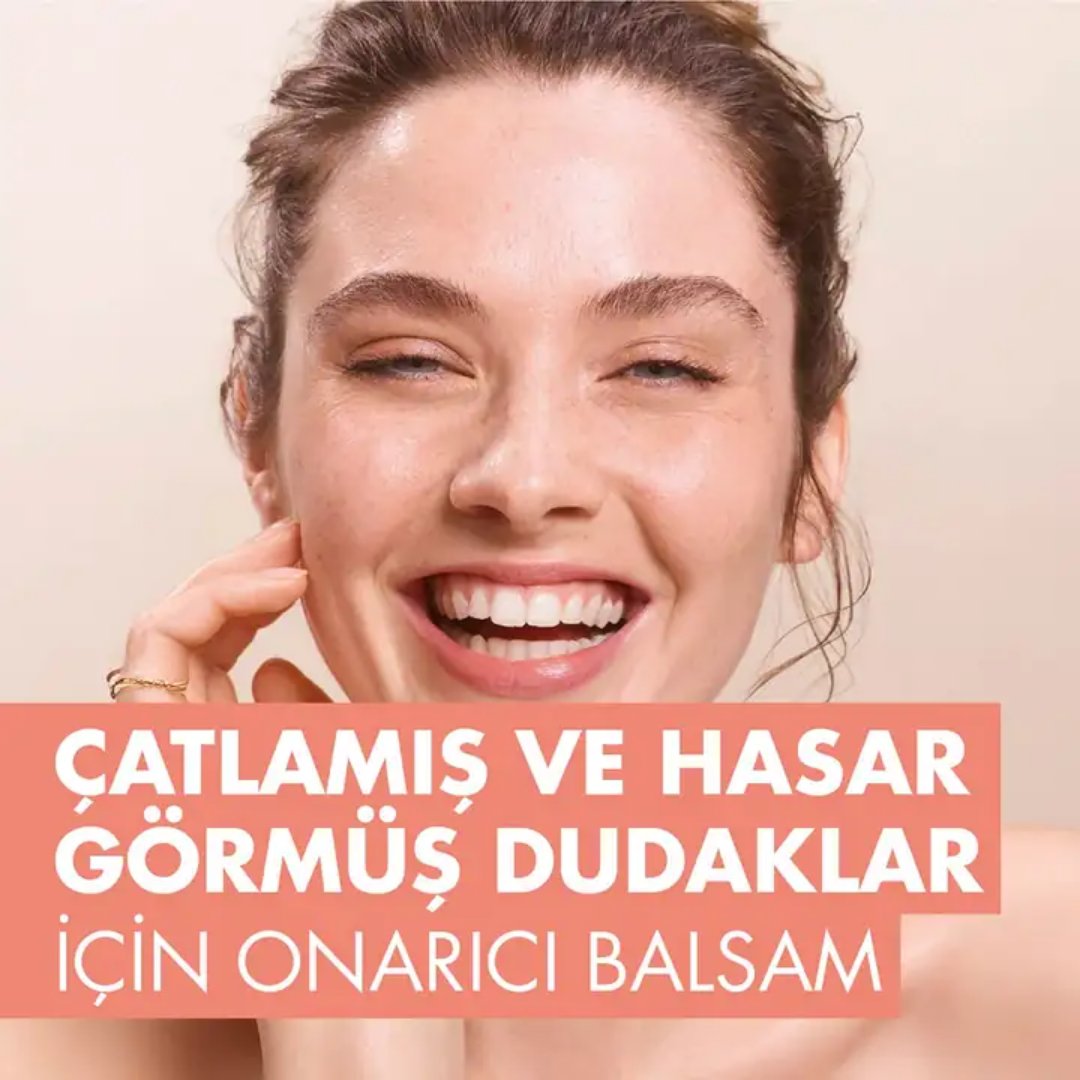 Avene Cicalfate+ Çatlamış ve Kurumuş Dudaklar için Onarıcı ve Nemlendirici Dudak Kremi 12 ml - Avene