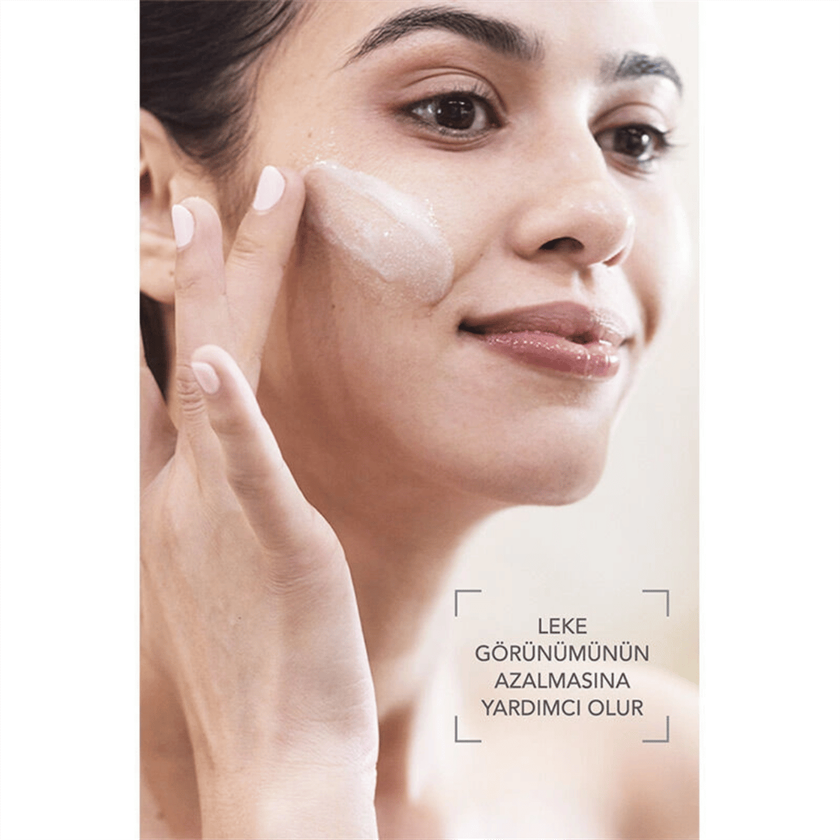 Bioderma Pigmentbio Foaming Cream Aydınlatıcı Peeling Etkili Yıkama Jeli Yüz ve Vücut 500 ml - Bioderma