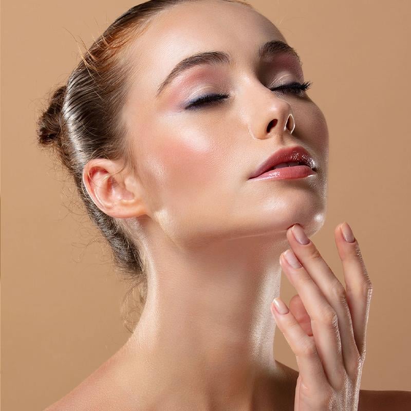 BioNike Defence B-Lucent Koyu Leke Karşıtı Koruyucu Krem Spf50 40 ml - BioNike