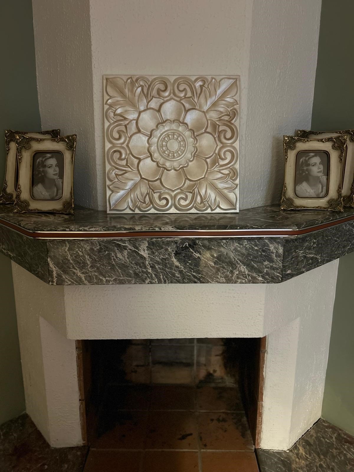 Lotus Motifli Dekoratif Duvar Paneli
