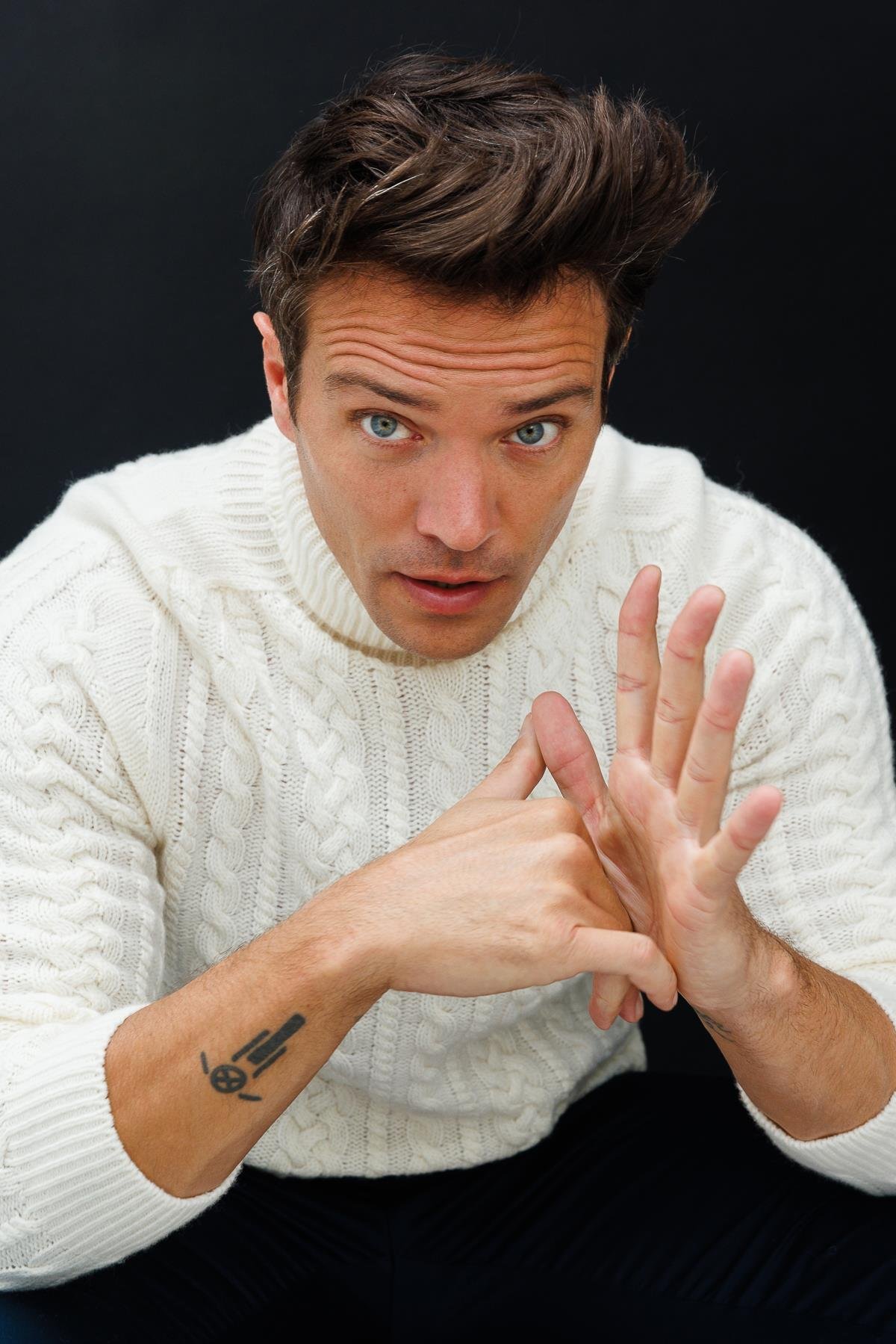 22589Мужская водолазка вязаный шерстяной свитер цвет кости