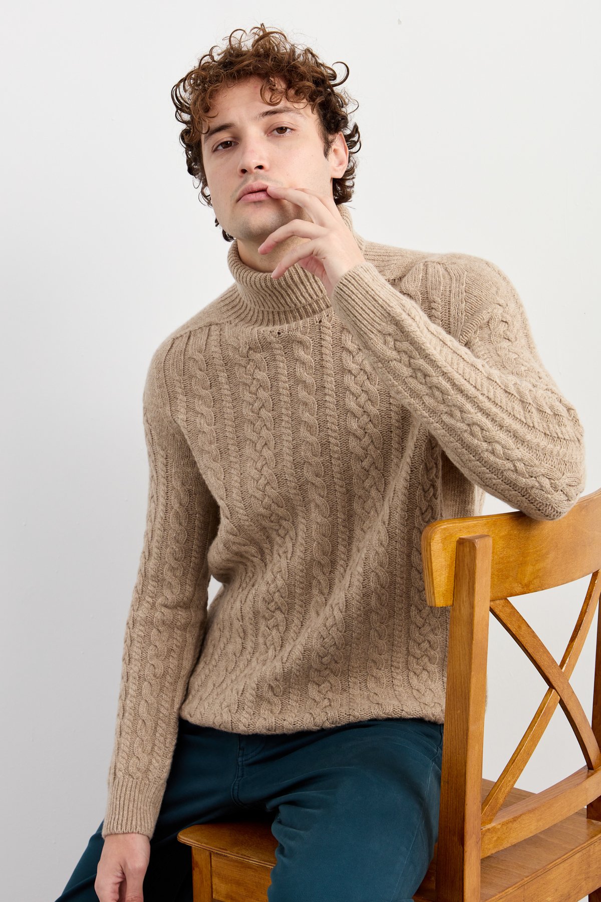 22589Erkek Balıkçı Yaka Saç Örgülü Yün Kazak K.Bej