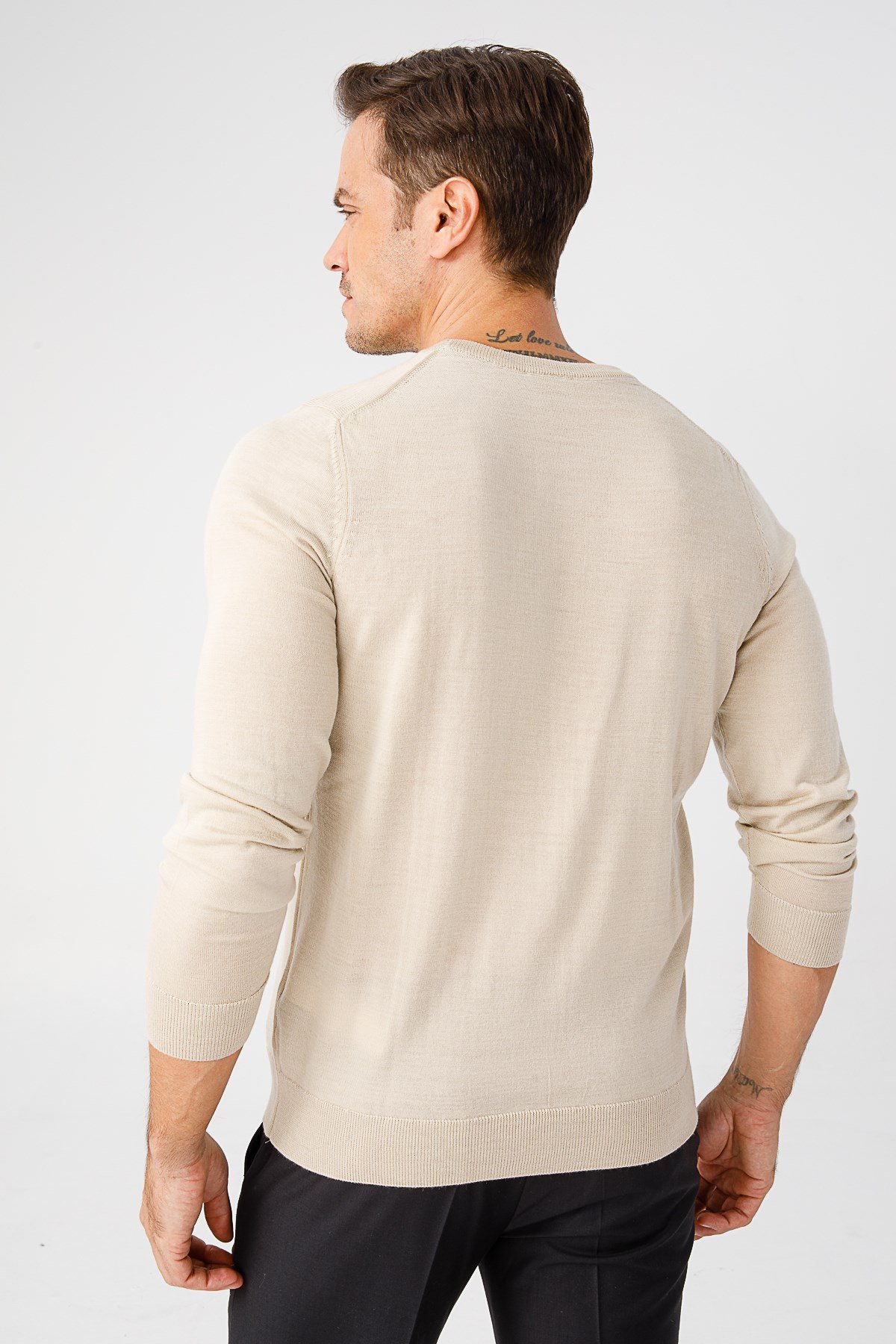 21603Erkek Basıc Sıfır Yaka İnce Triko Kazak Bej