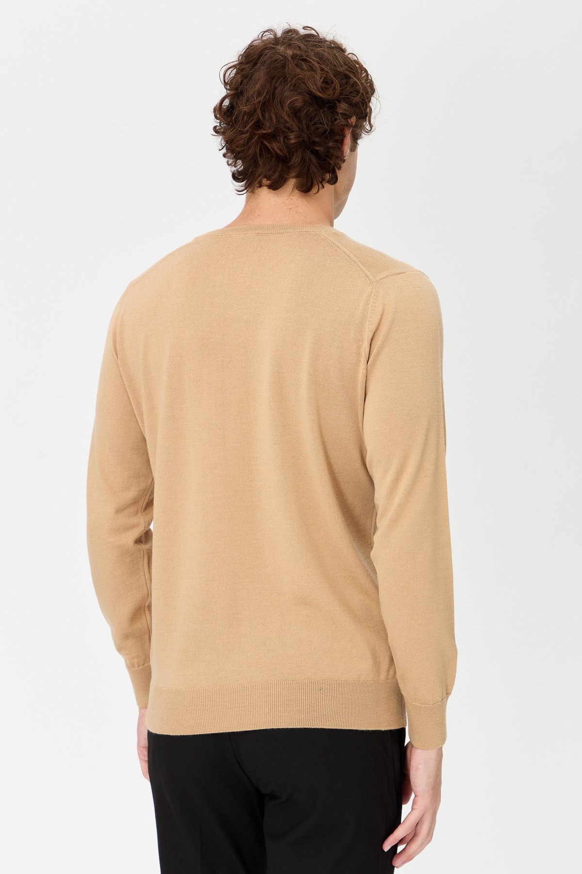 21602Erkek Basic V Yaka İnce Triko Kazak S.Kahve