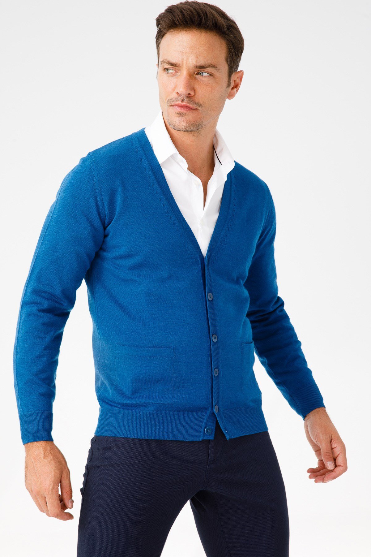 21605Erkek Basıc V Yaka Önü Düğmeli İnce Triko Ceket Saks Mavi