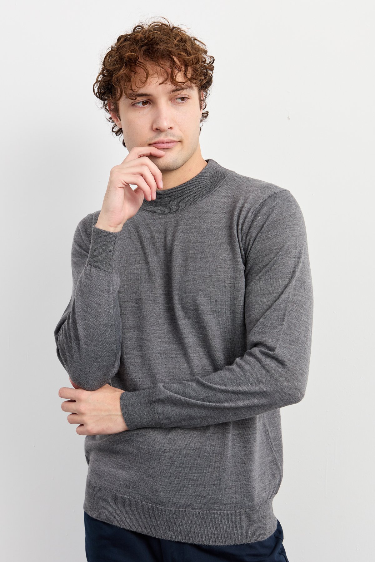 21604Мужской базовый свитер с имитацией водолазки КОПЧЕНЫЙ