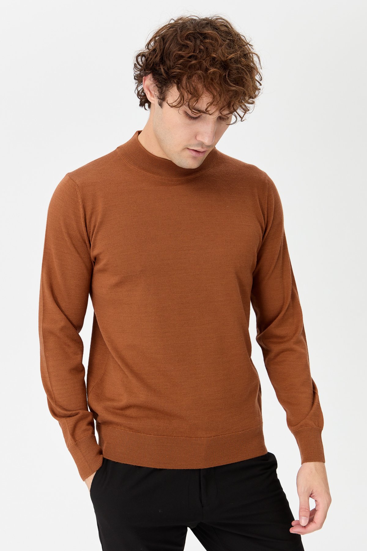 21604Erkek Basic Yarım Balıkçı İnce Triko Kazak K.taba