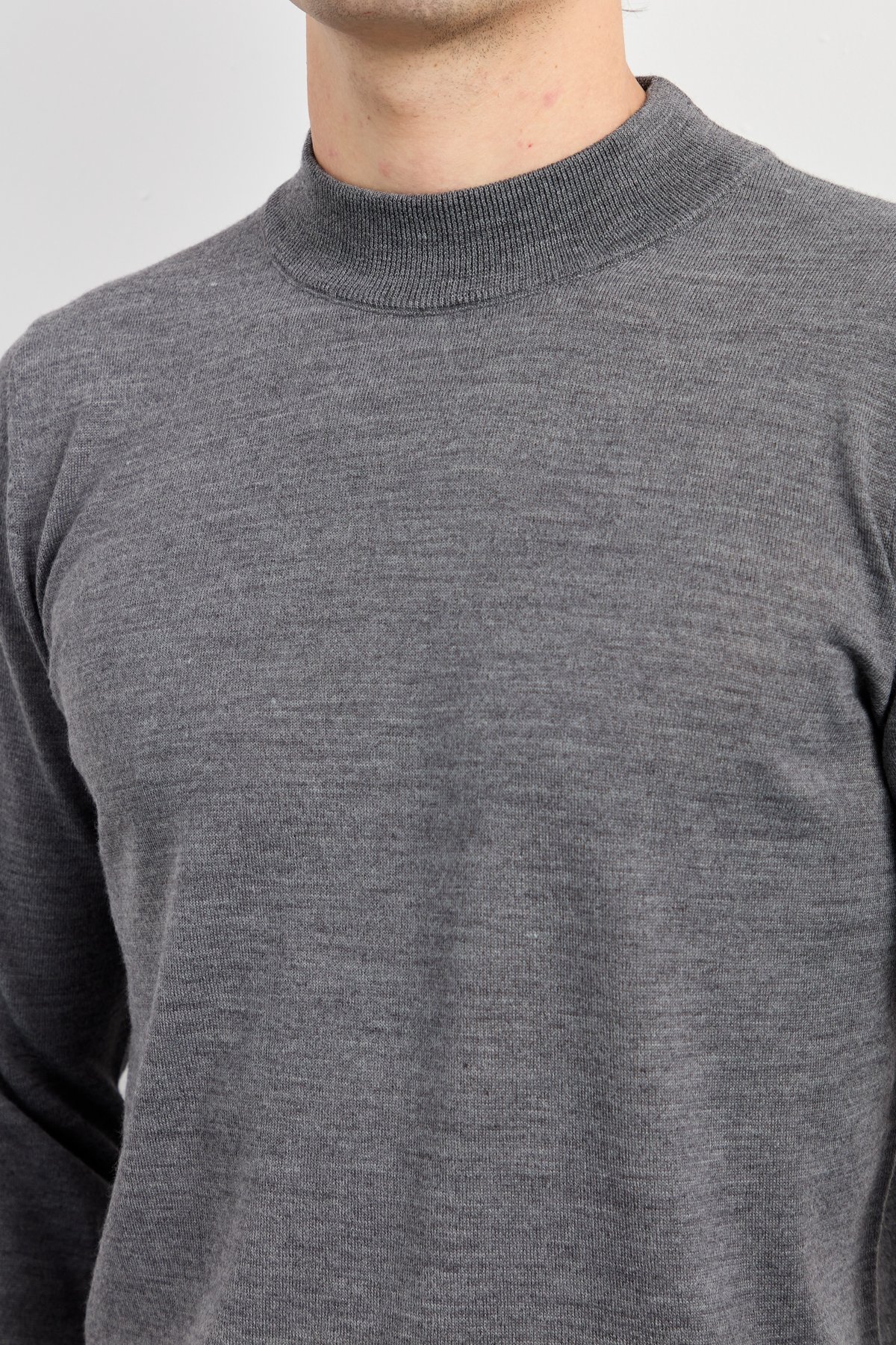 21604Мужской базовый свитер с имитацией водолазки КОПЧЕНЫЙ