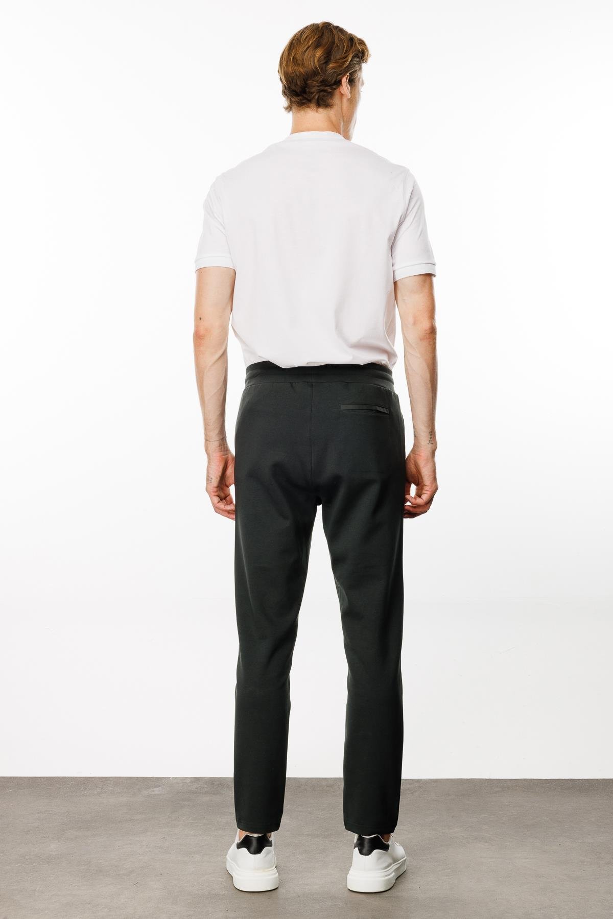 24452Erkek Cebi Kapitone Eşofman Altı Haki