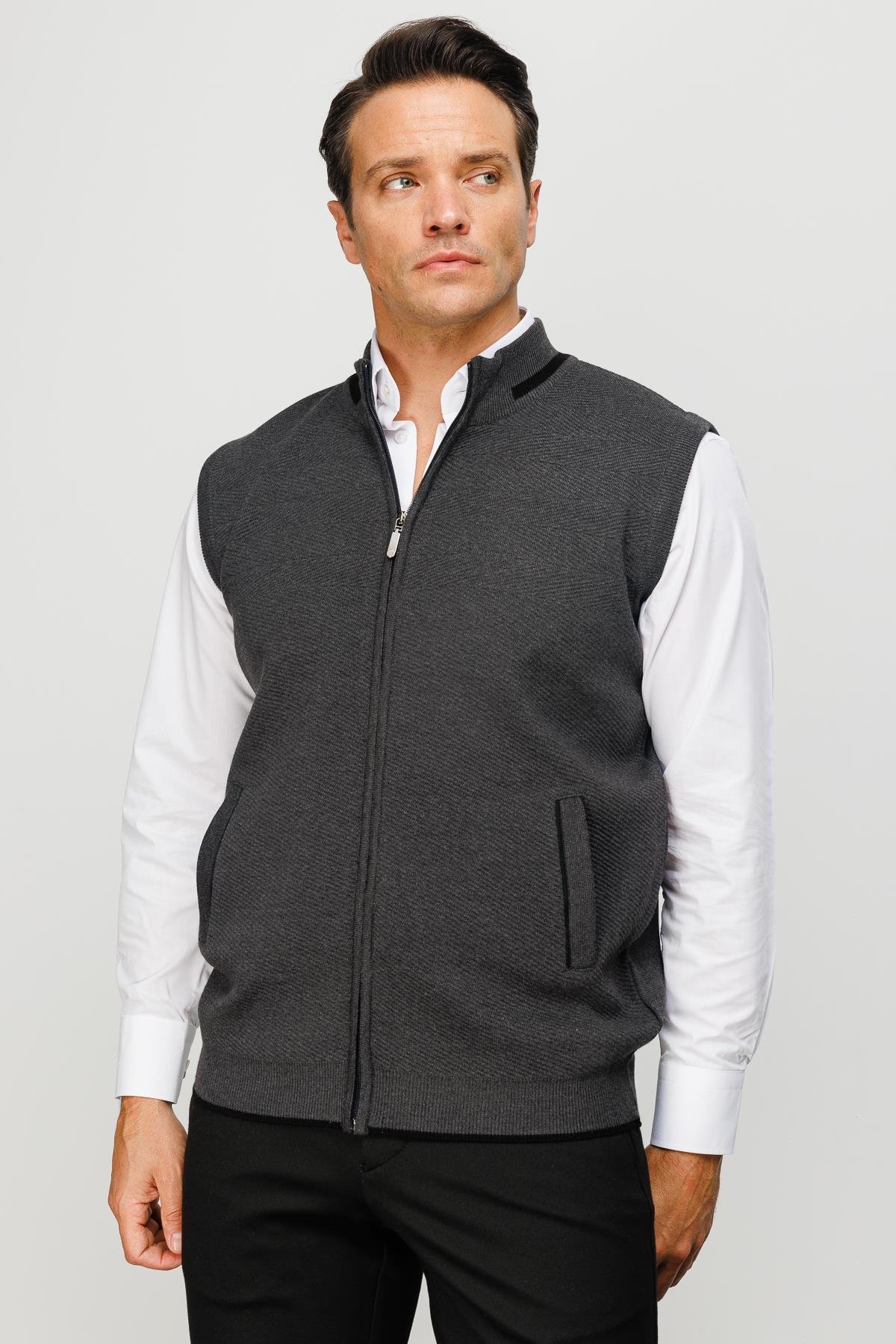 23556Erkek Çelik Örgü Yün Yelek K.Gri