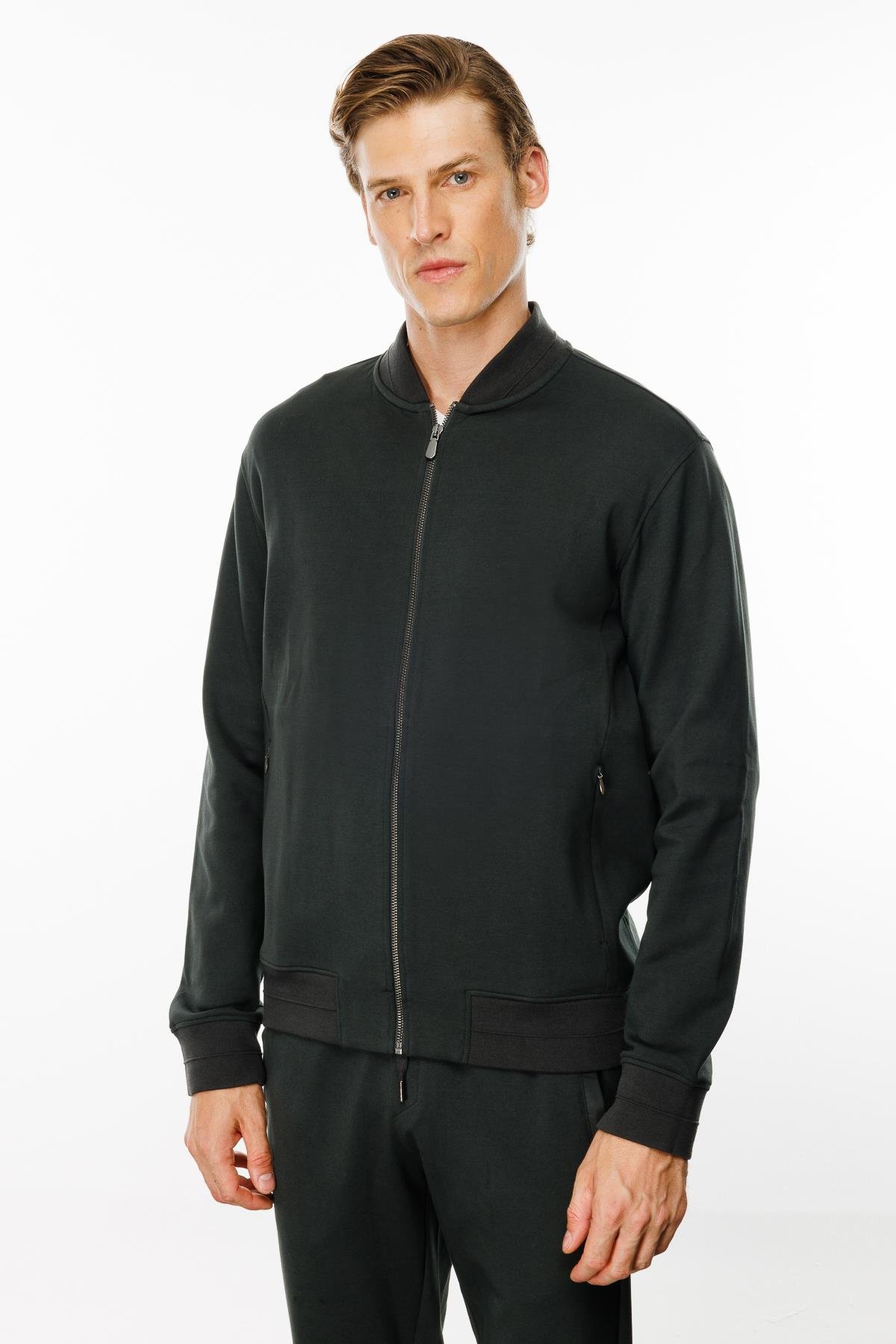 24454Erkek Cepleri Fermuarlı Eşofman Üstü Haki