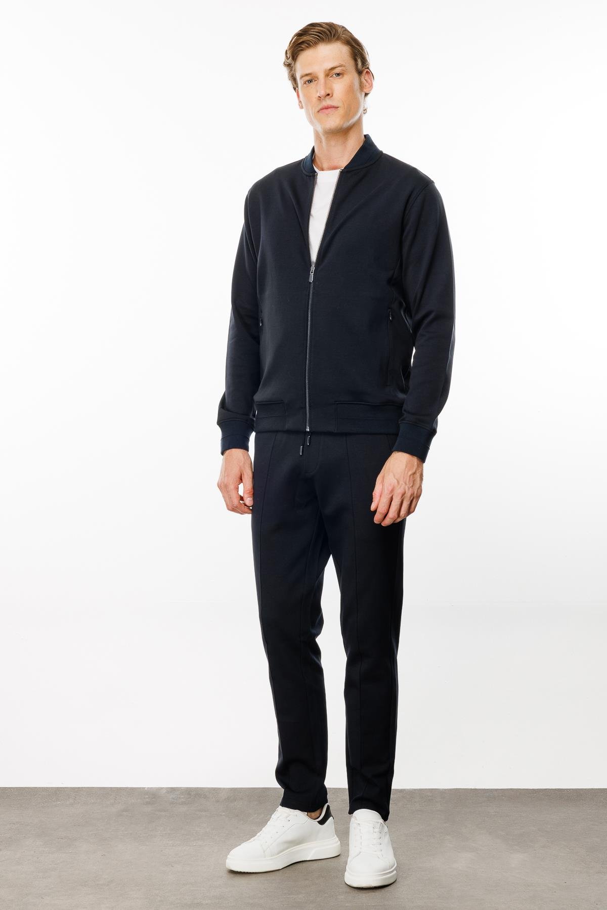 24454Erkek Cepleri Fermuarlı Eşofman Üstü Lacivert