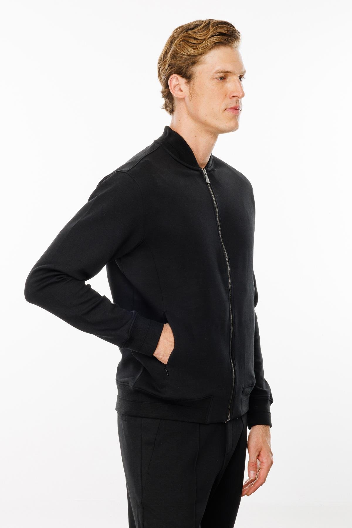 24454Erkek Cepleri Fermuarlı Eşofman Üstü Siyah