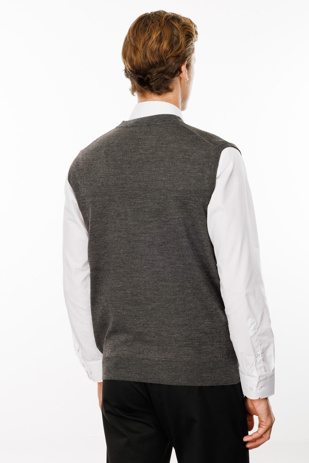 22606Erkek Cepli Yelek K.Füme