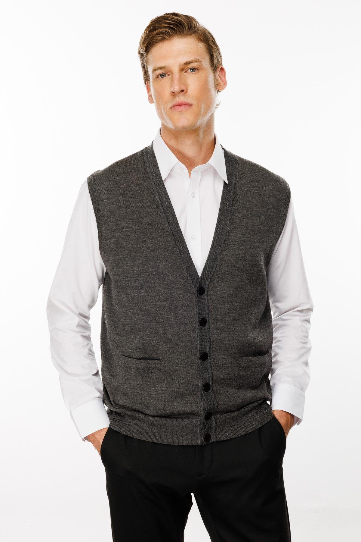 22606Erkek Cepli Yelek K.Füme